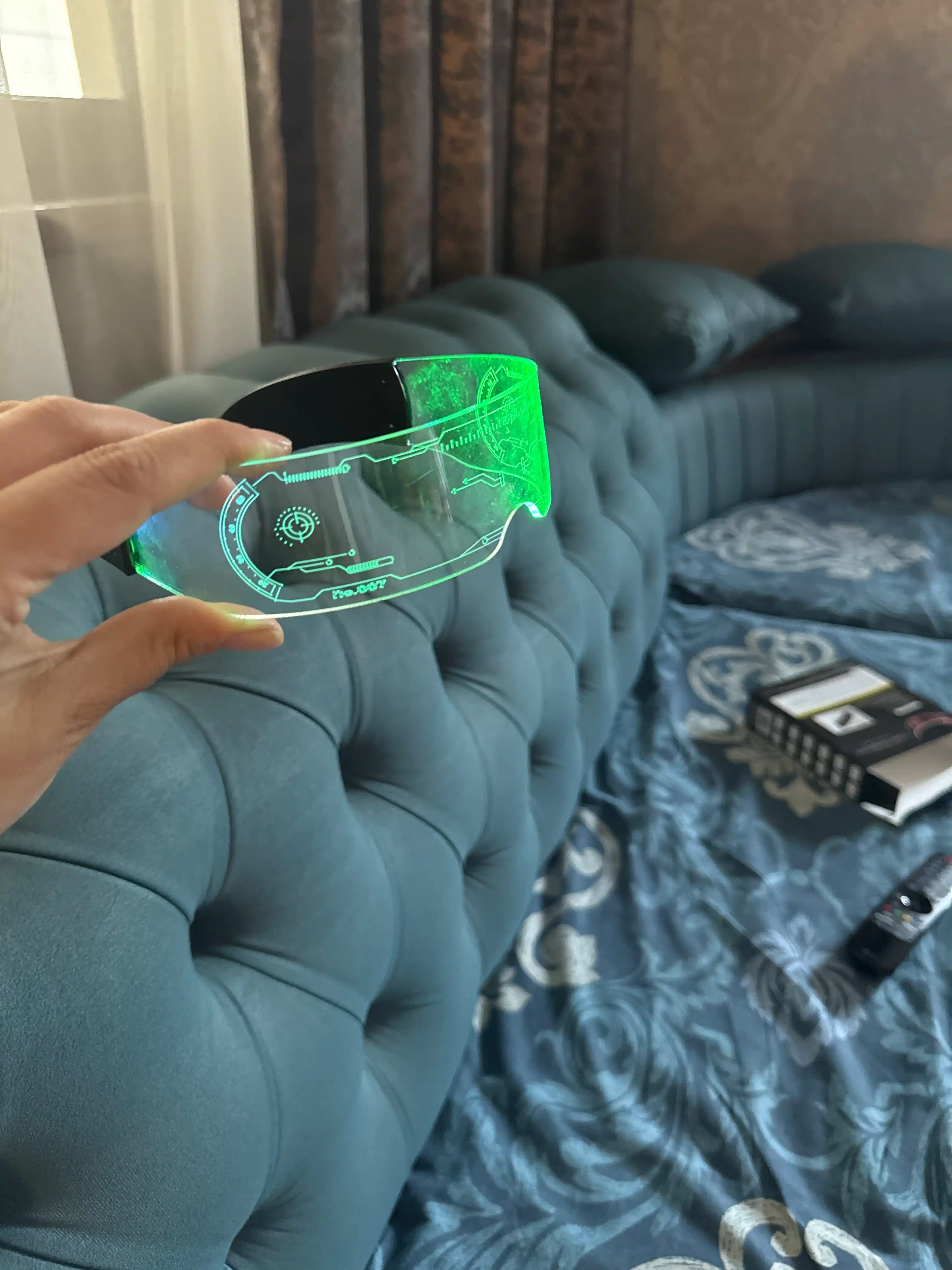 Очки светящиеся LED, для вечеринки, неоновые, унисекс, прозрачные