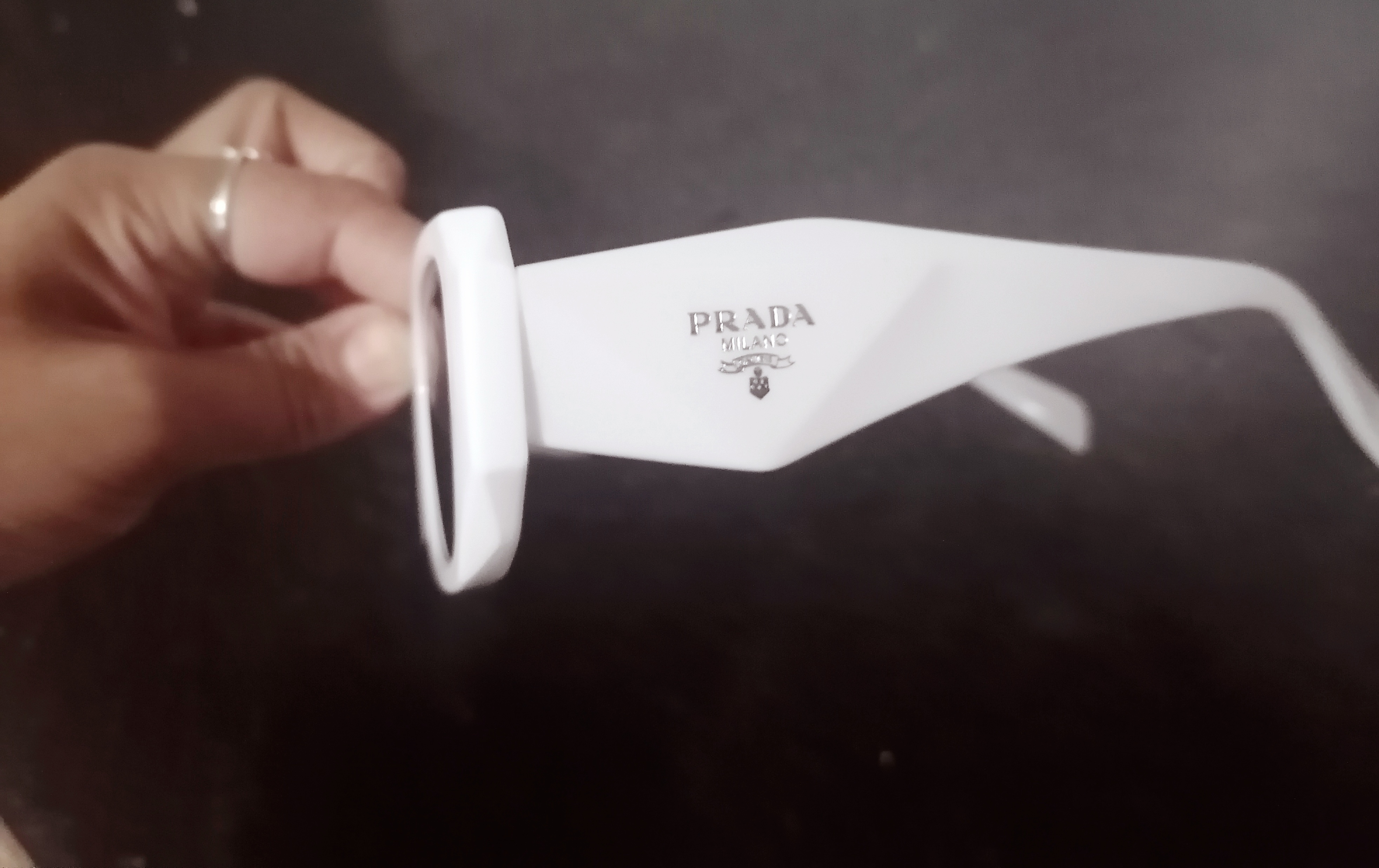 Женские солнцезащитные очки в стиле Prada, современный дизайн, защита от солнца