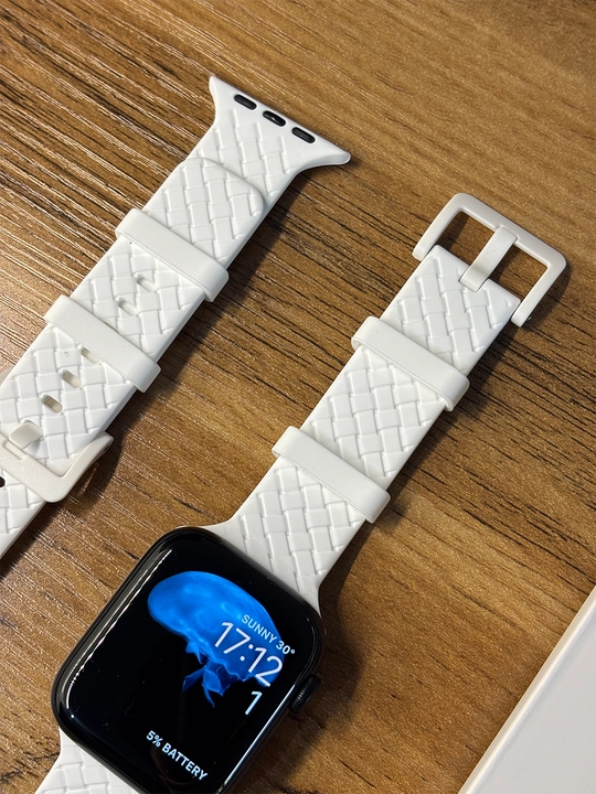 Universal silikon remeshok Apple Watch 42/44/45/49 mm uchun
