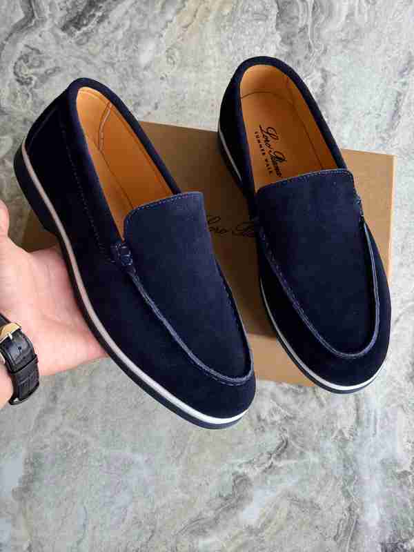 Jaklin Lovell bilan porno