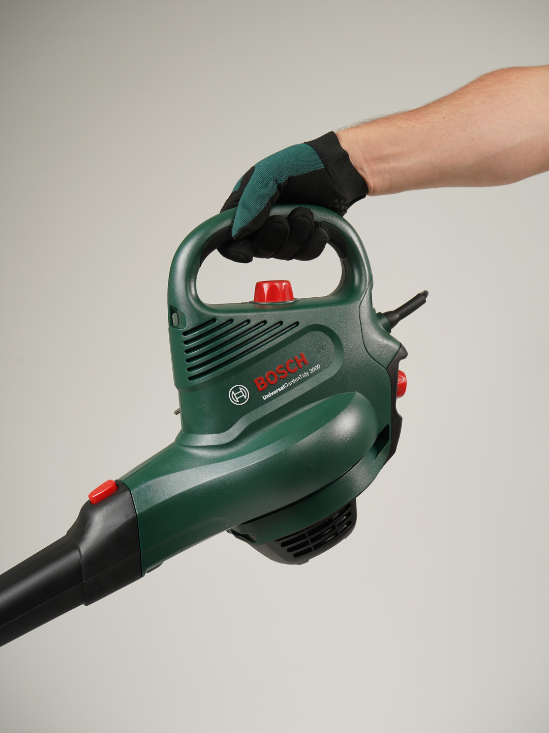 Садовая воздуходувка-пылесос Bosch UniversalGardenTidy 3000, 1.8 кВт, 41 л - 