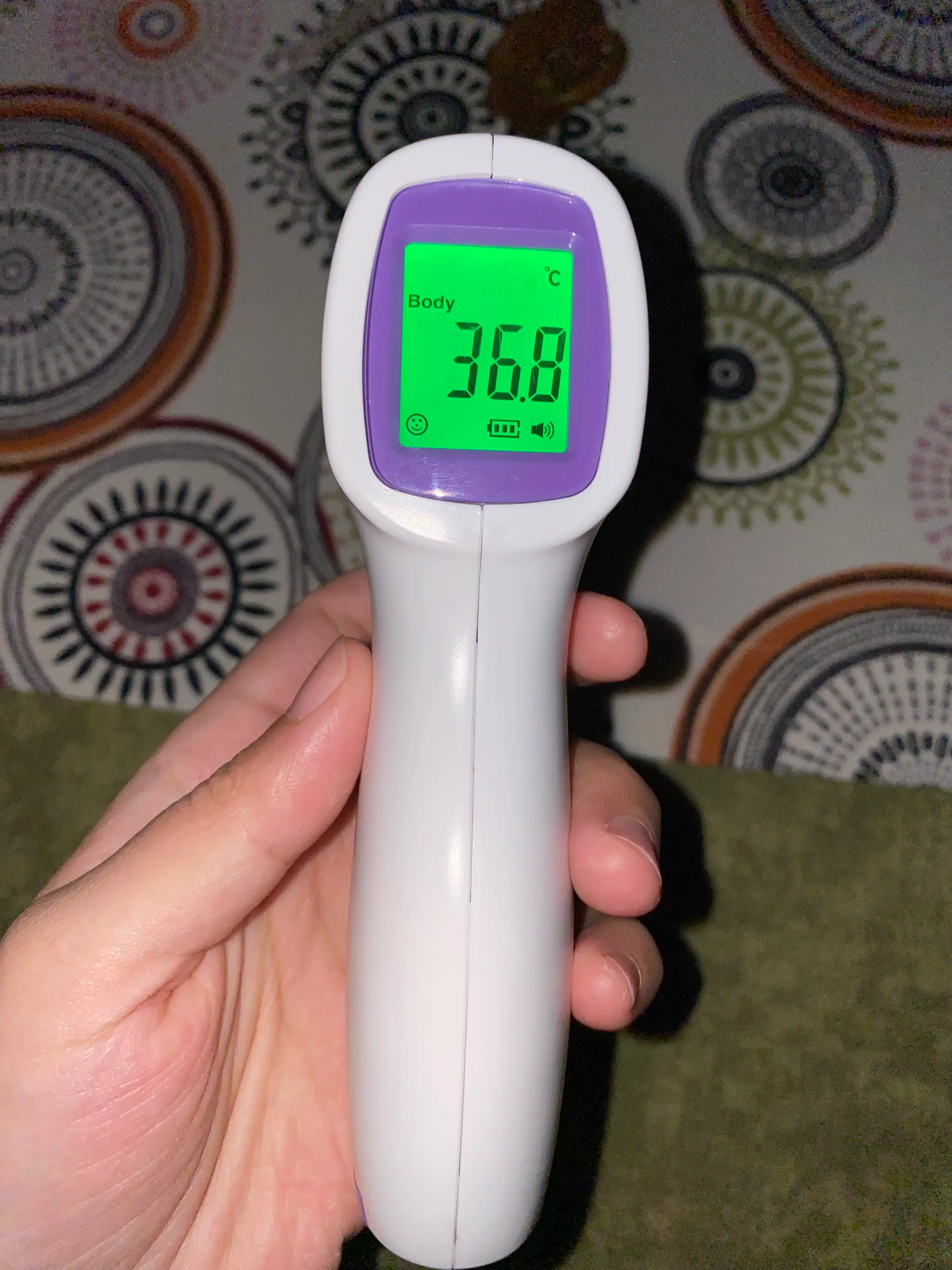 Elektron infraqizil termometr, kontaktsiz