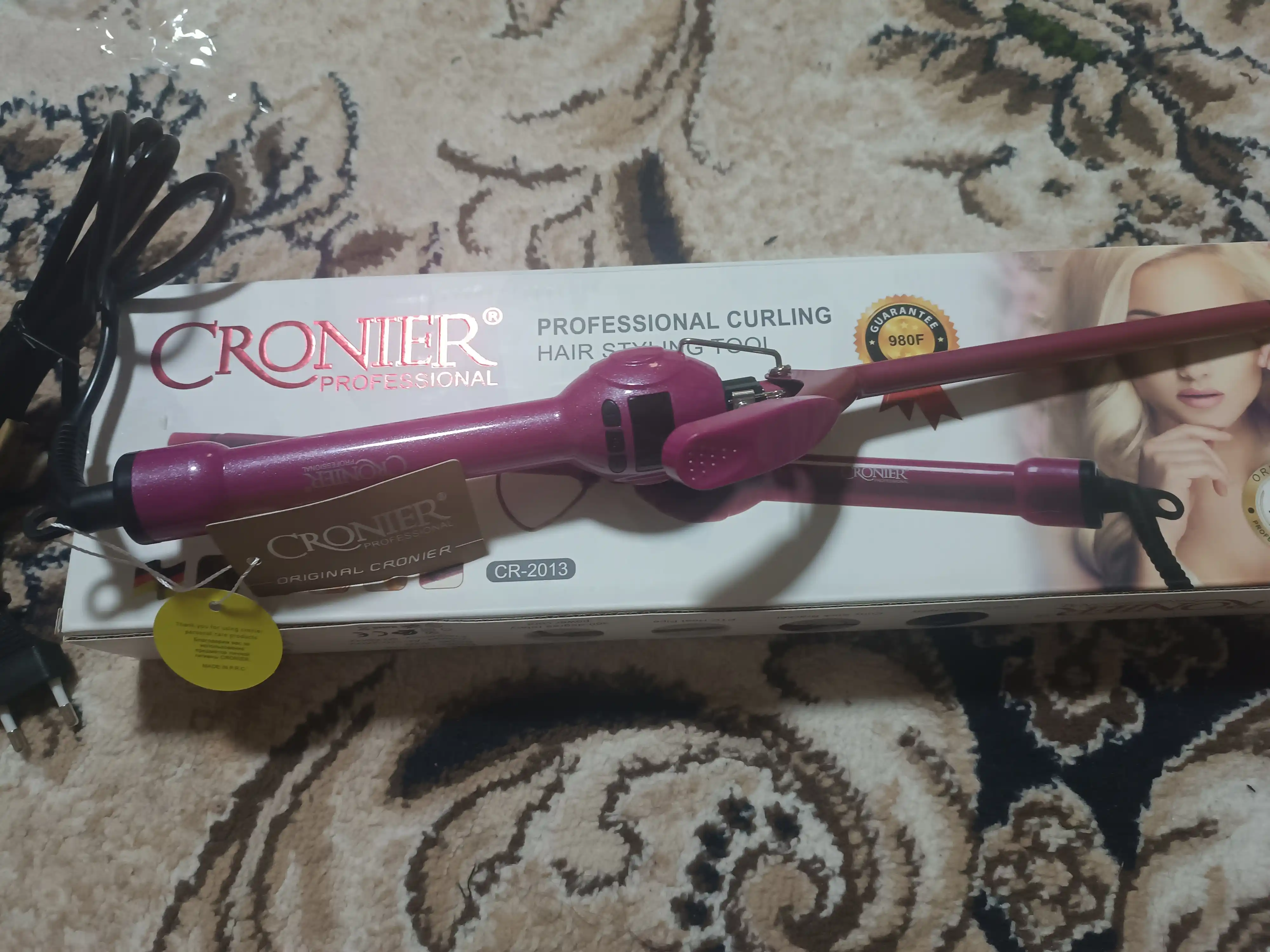 Ployka "Cronier" Afro jingalaklar, ultra yupqa, LCD displeyli