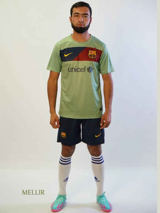 Barselona retro futbol formasi