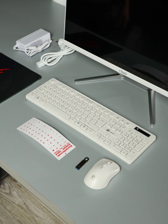 Моноблок 24 дюйма, i5 2500, DDR3 8 ГБ, SSD 256, дополнительные клавиатура и мышь