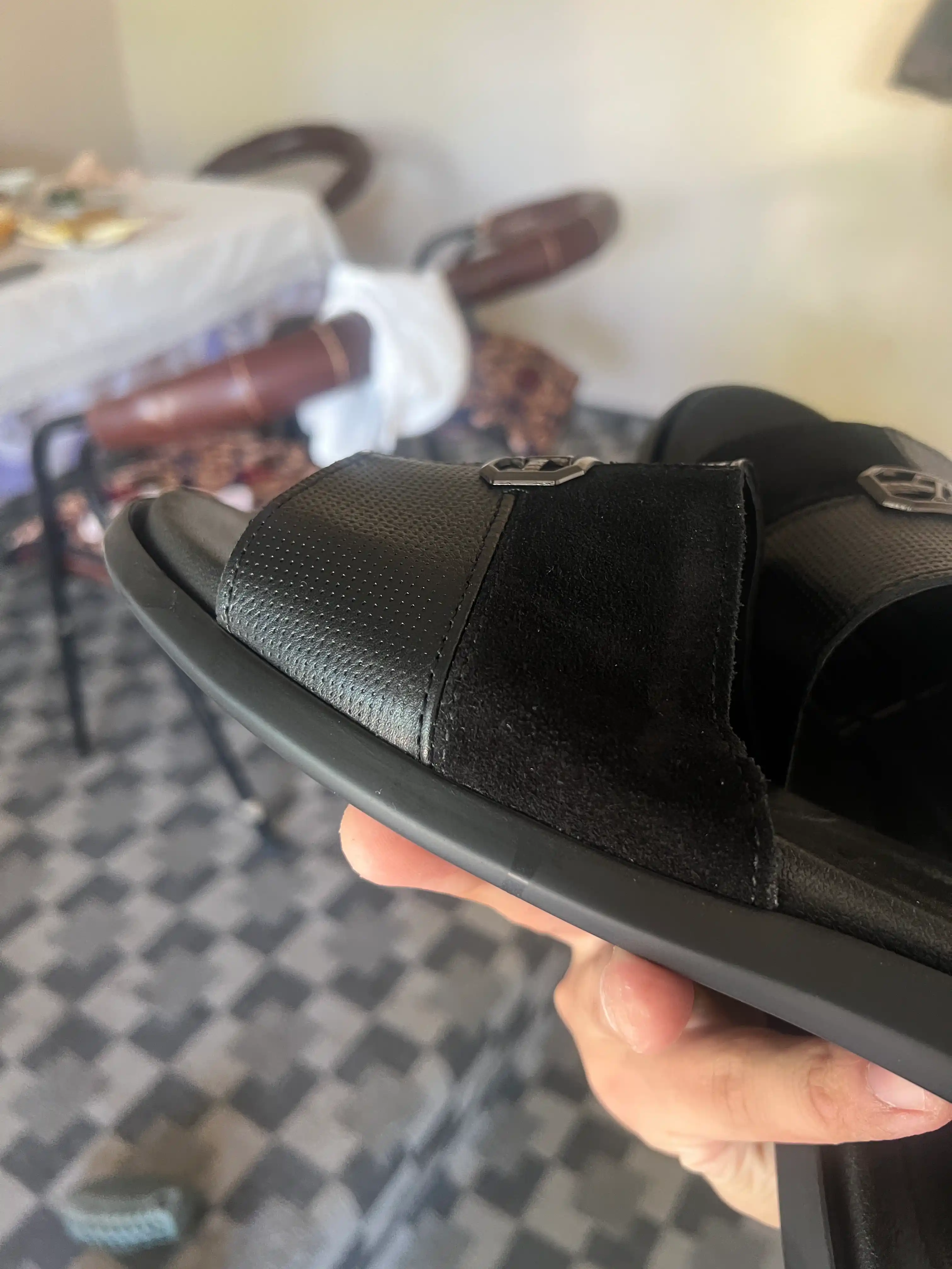 Erkaklar shippagi, 39-43 razmerda 100% tabiy teri orginall