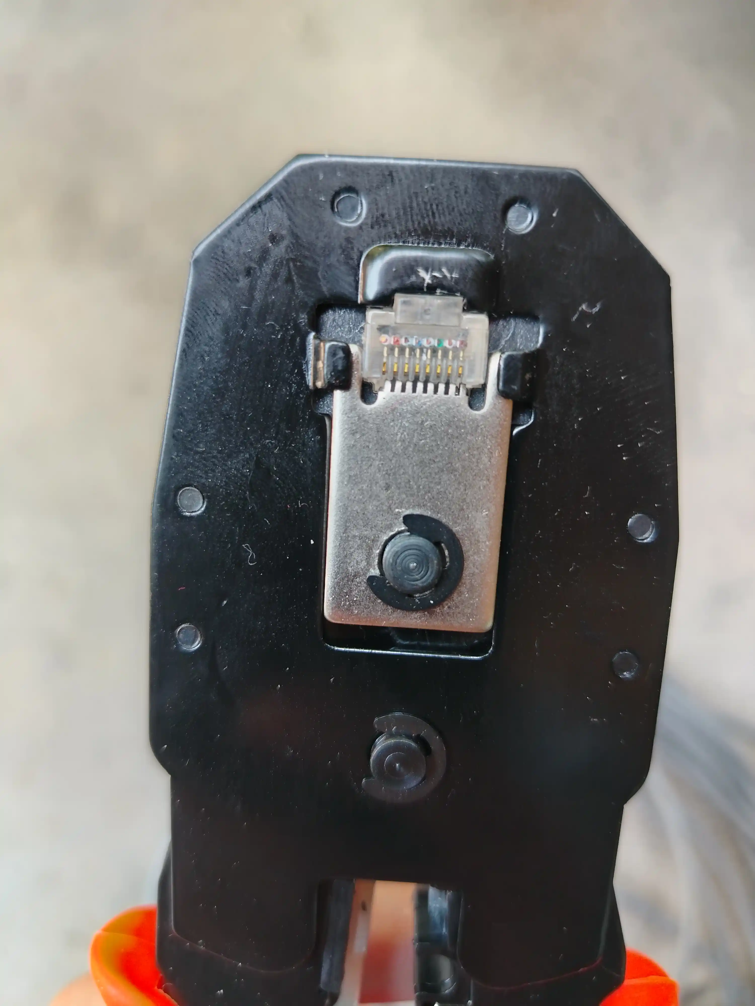 Simlar, kabellarni qisish uchun RJ-45, RJ-11, RJ-12 qisqich asboblari, krimper