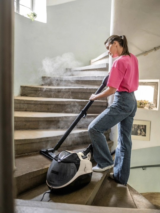 Паропылесос Karcher SV 7 1.439-490.0 – 3 в 1: пар, пылесос и сушка