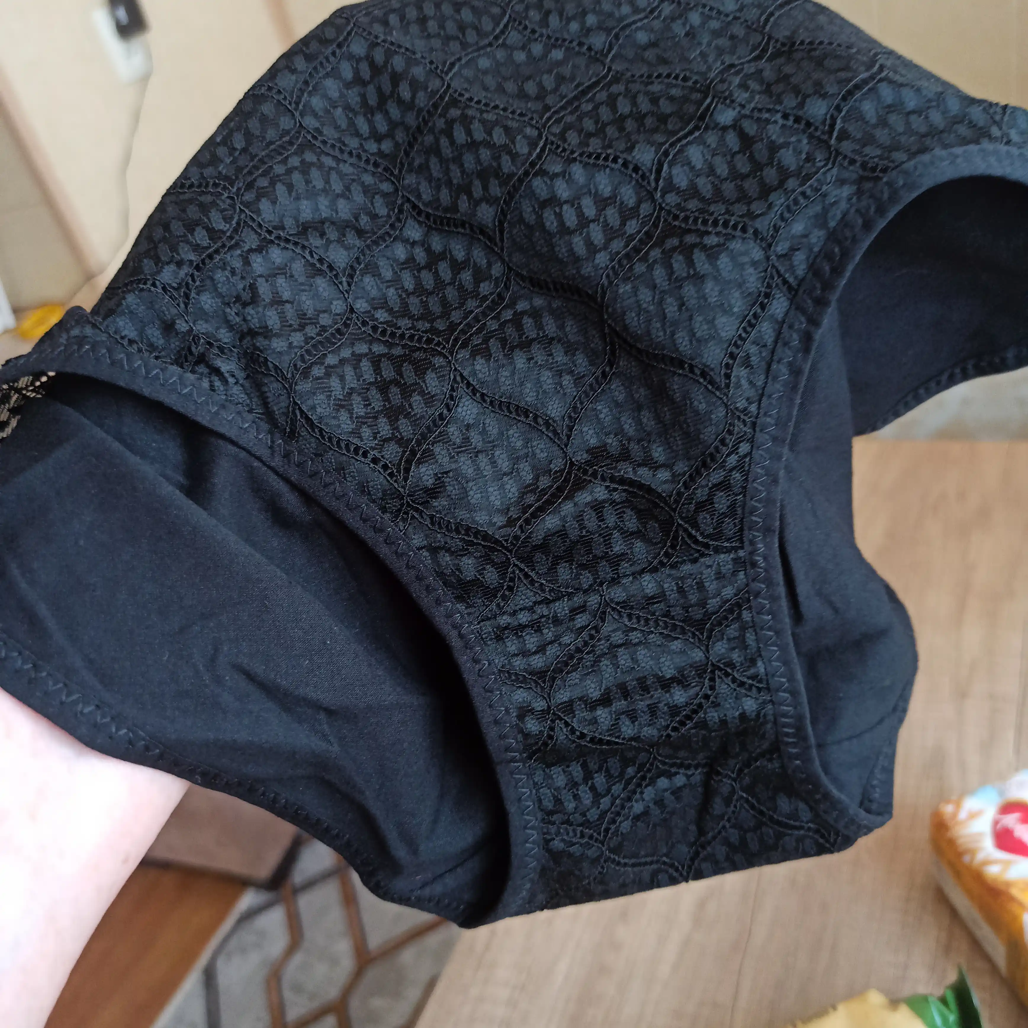 Ayollar trusiklari-sliplari, elastik neylondan, katta o'lchamlar 2XL-4Xl