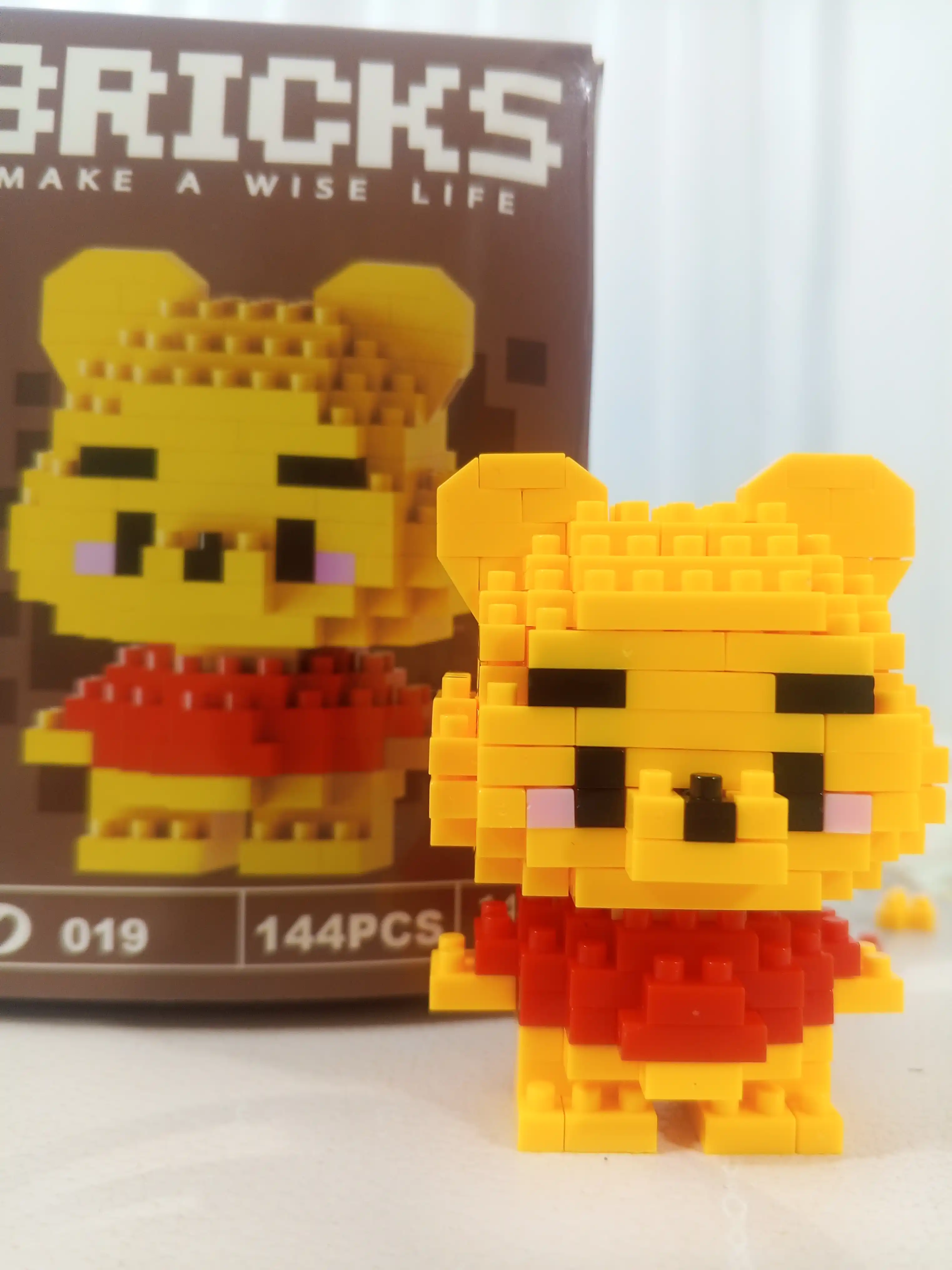 Konstruktor 3D blok, mini Lego, bolalar va kattalar uchun o'yinchoq jumboq, raqamlar sariq