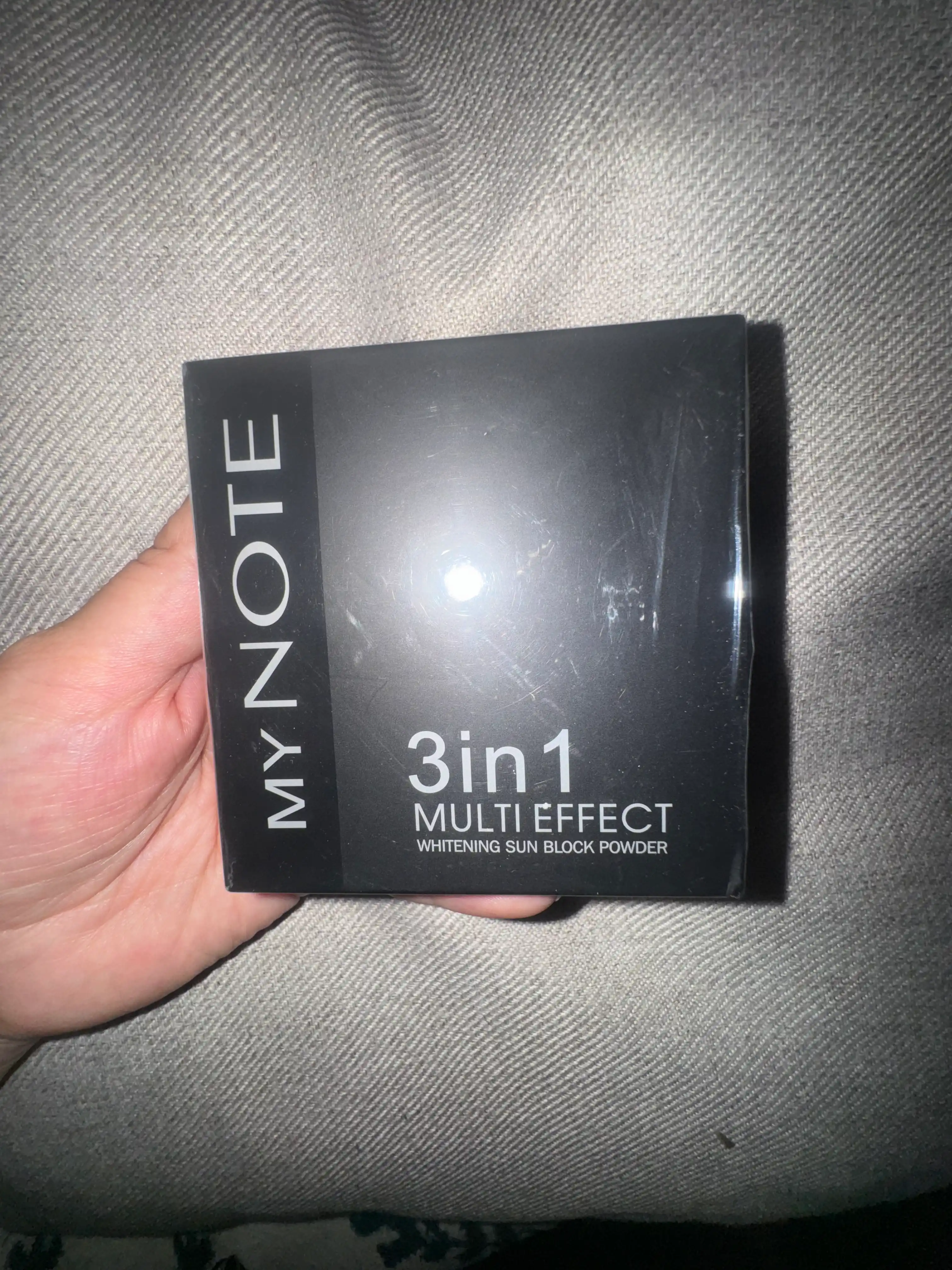 Candy Bella Skin Invisible Air Cushion Foundation 10 г — матирующая прозрачная пудра-крем