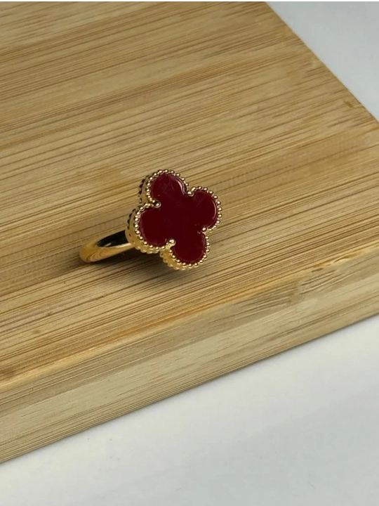 Женское кольцо в стиле Van Cleef - 