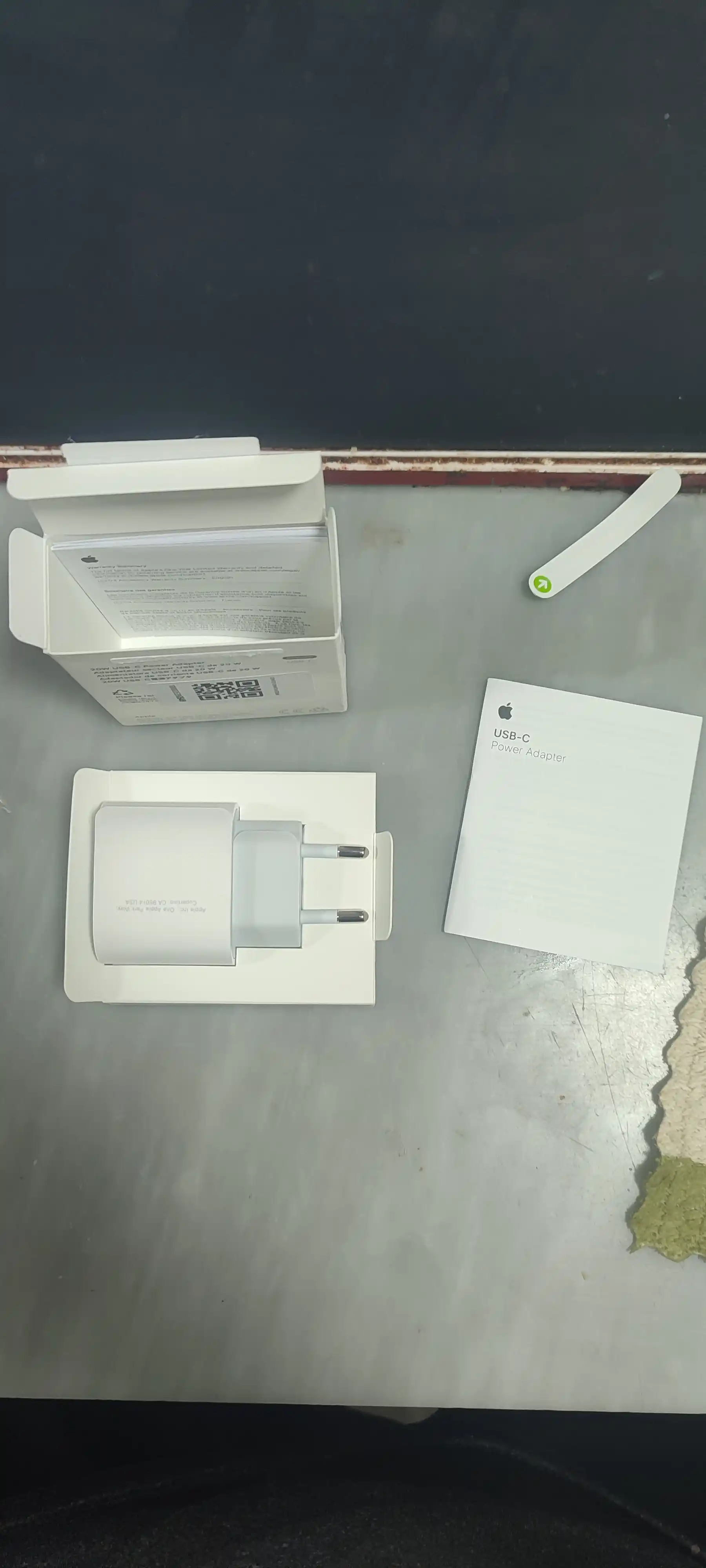 Зарядка Apple 20W, зарядное устройство Apple 2 pin, адаптер 20W, для iPhone, iPad