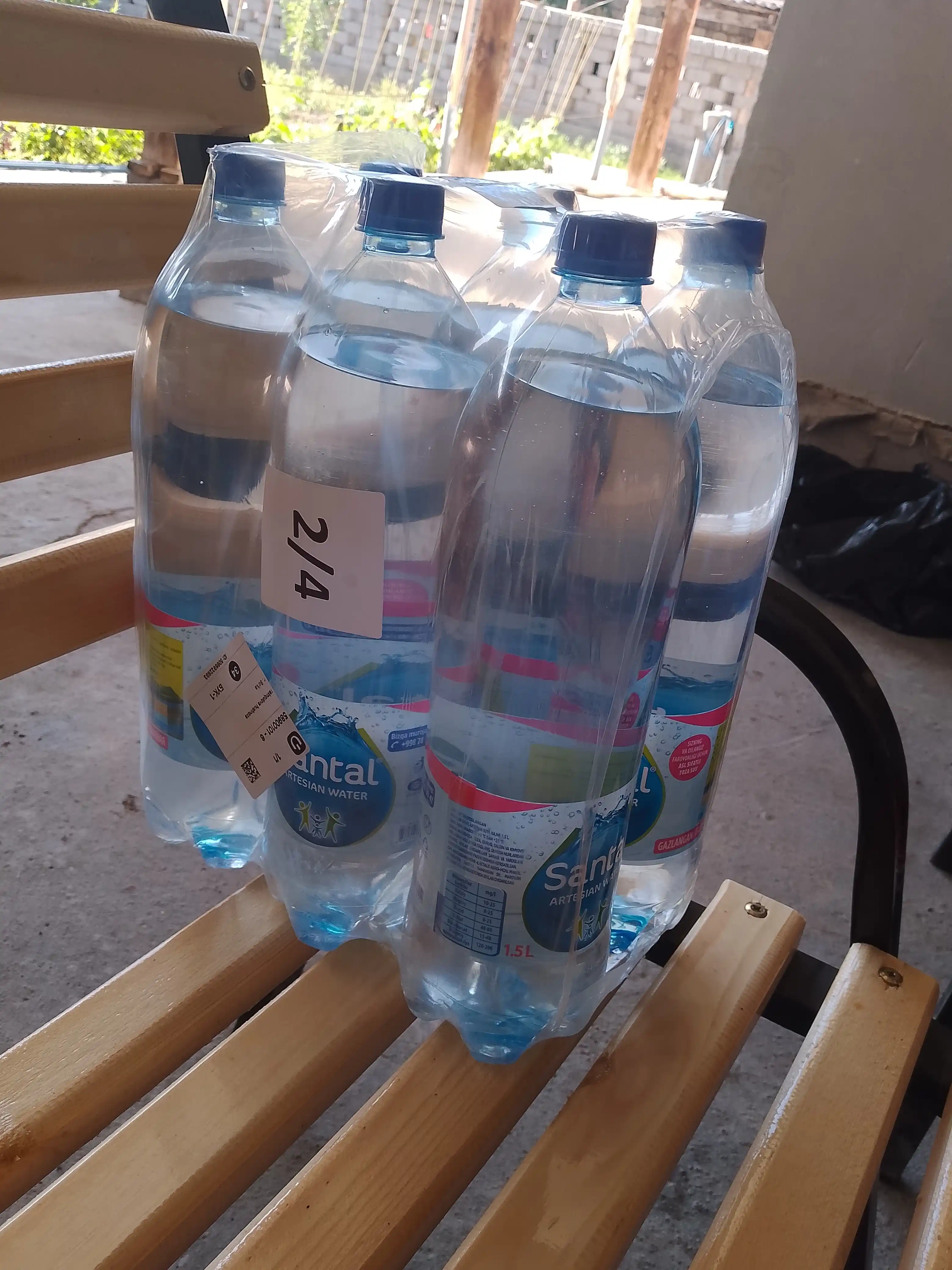 Gazlangan suv SANTAL, 1.5 litr dan 6 dona