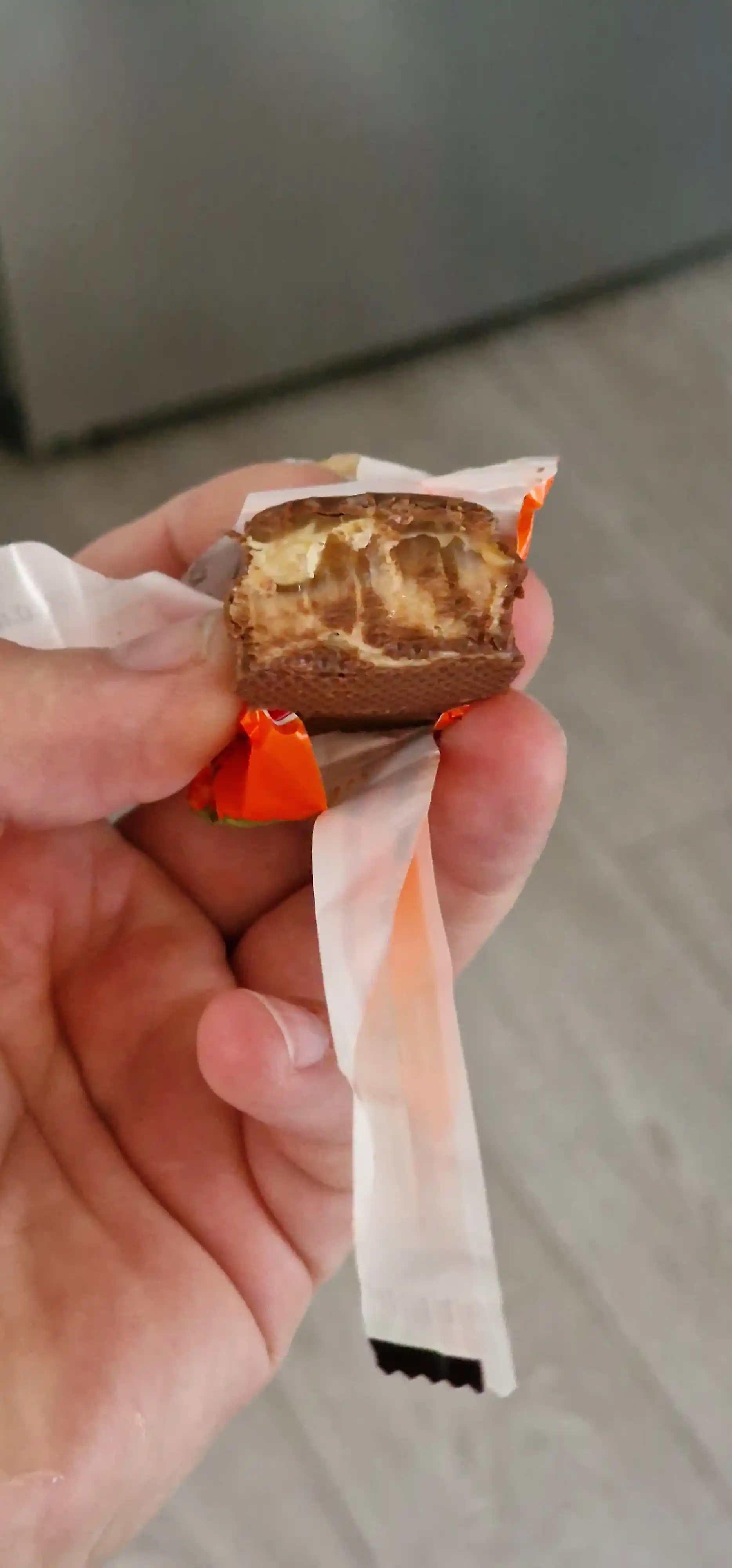 Nevskiy - Karamel va yong'oqli 'Petrovskii` fort nugali konfetlar, 1 kg