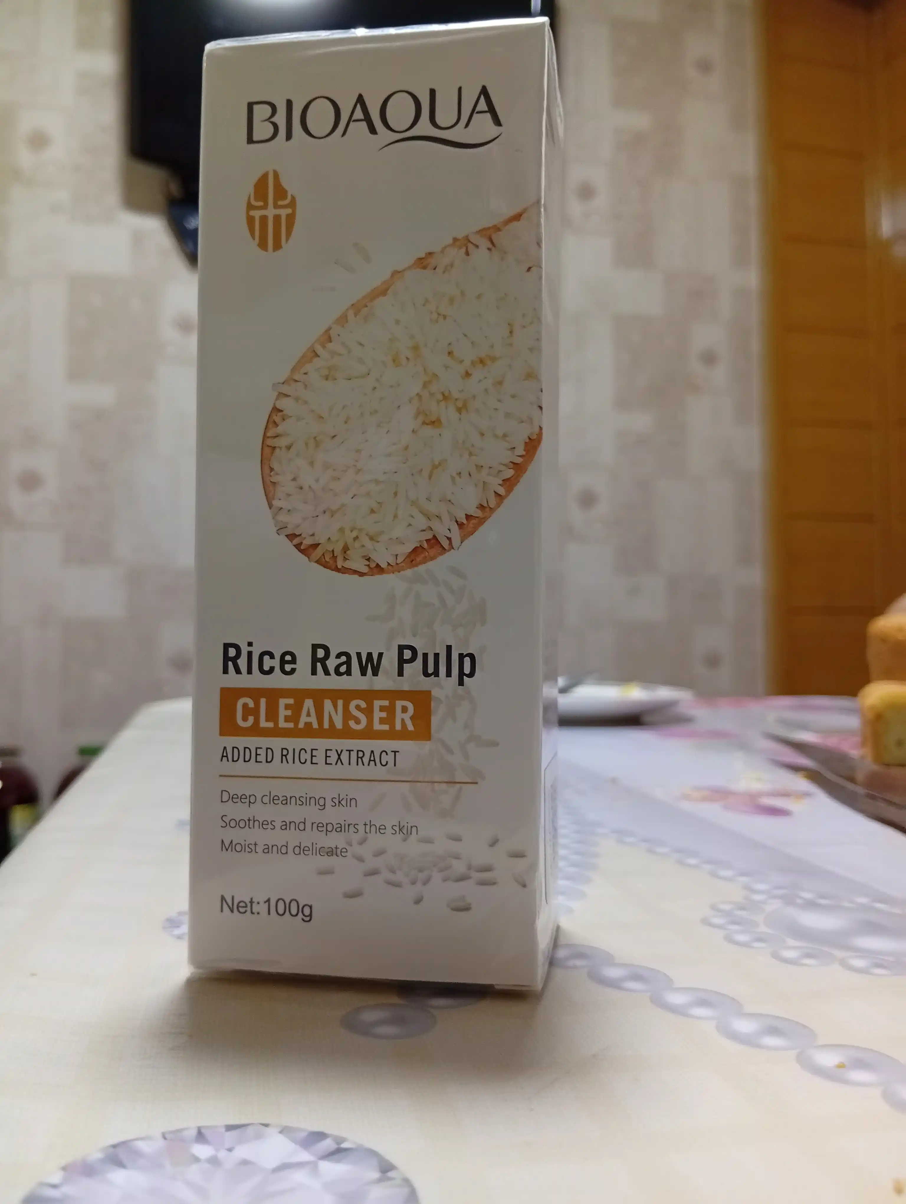 Пенка для умывания с экстрактом риса Rice Raw Pulp Cleanser
