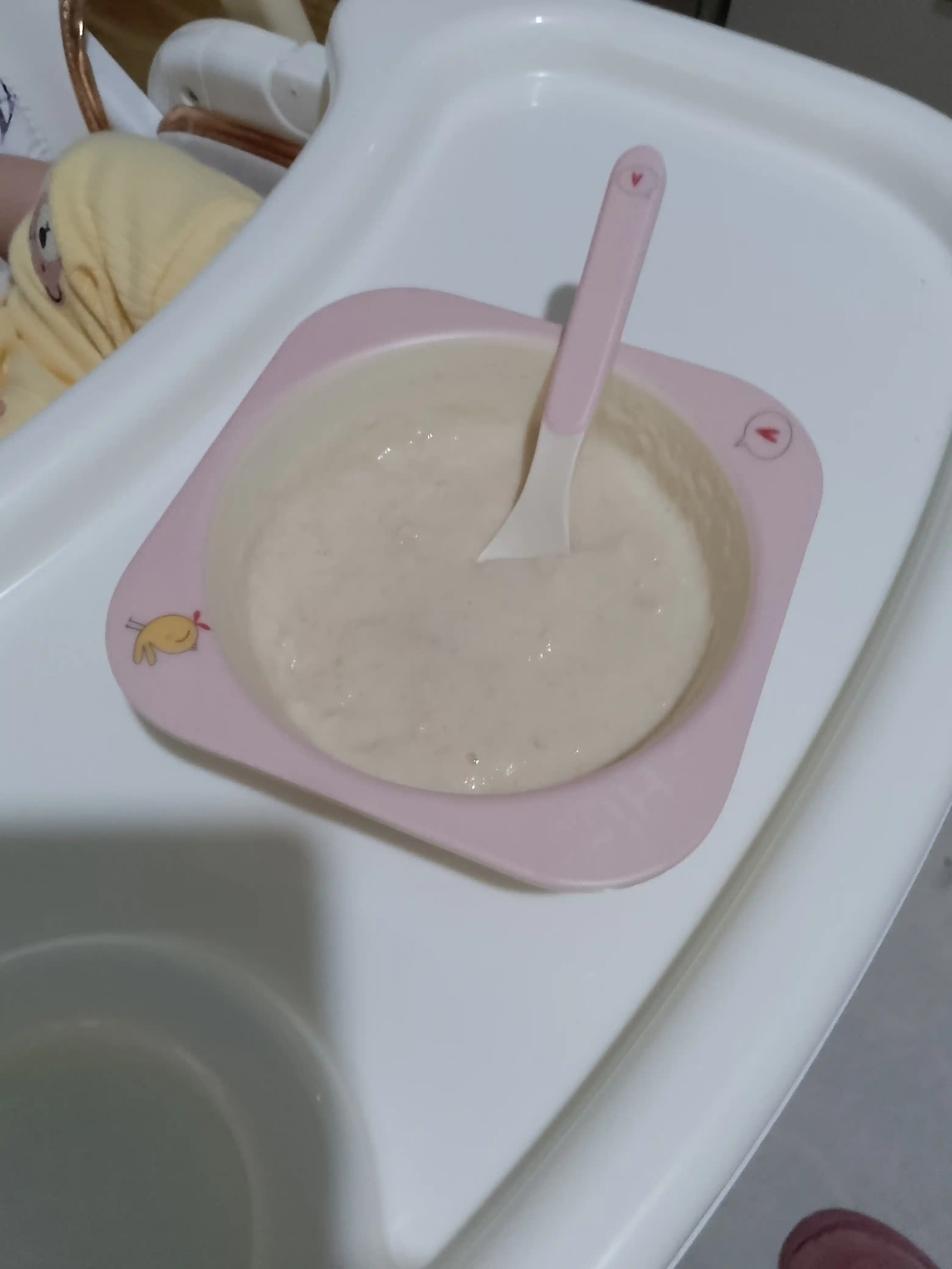 Bug'doy kashasi "Kabrita", banan, olma va o'rik qo'shilgan sut aralashmasi, 6+, 180 gr