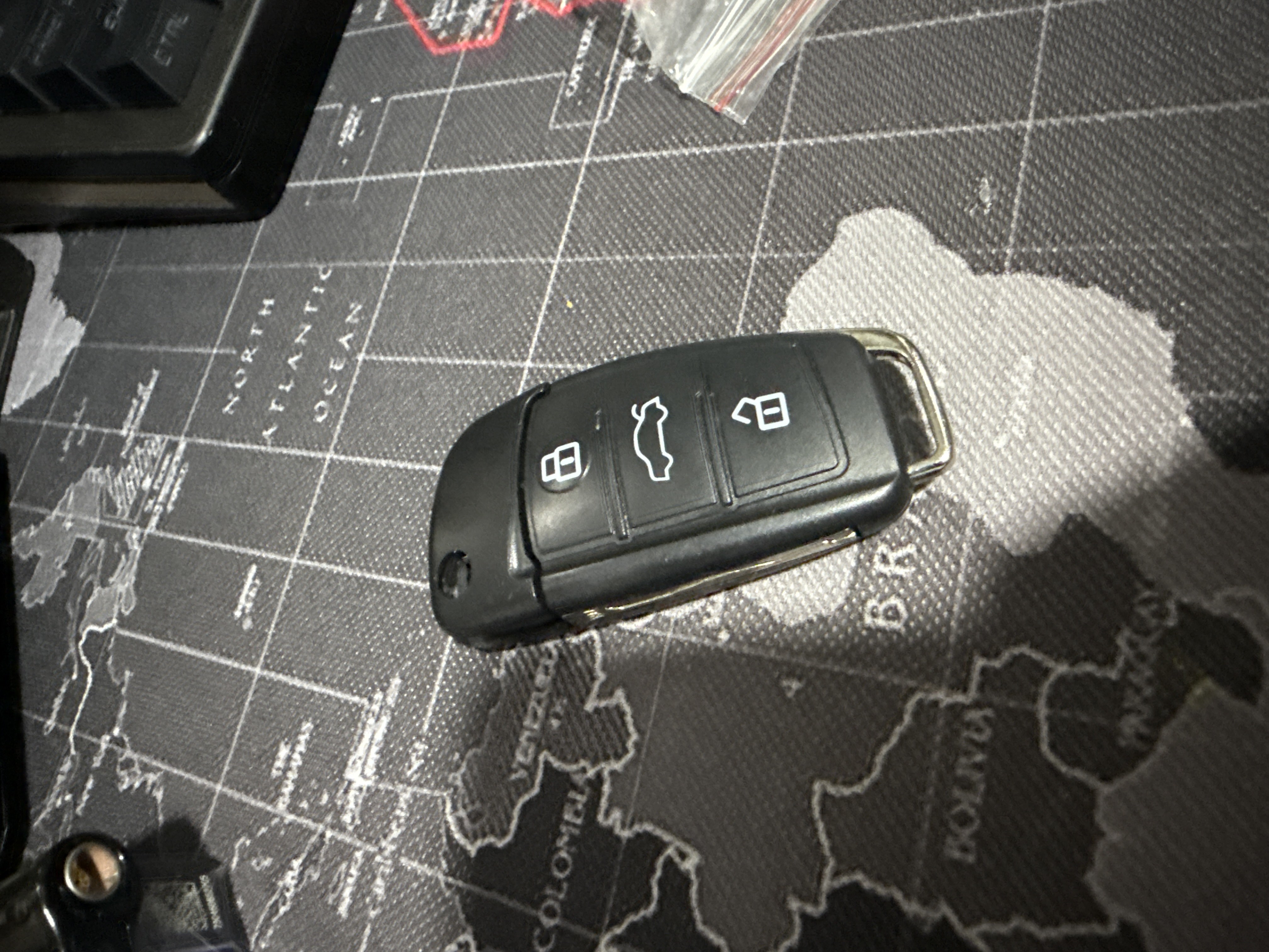 Выкидной ключ для автомобиля Chevrolet Сobalt + Malibu 1 + Monza + Orlando