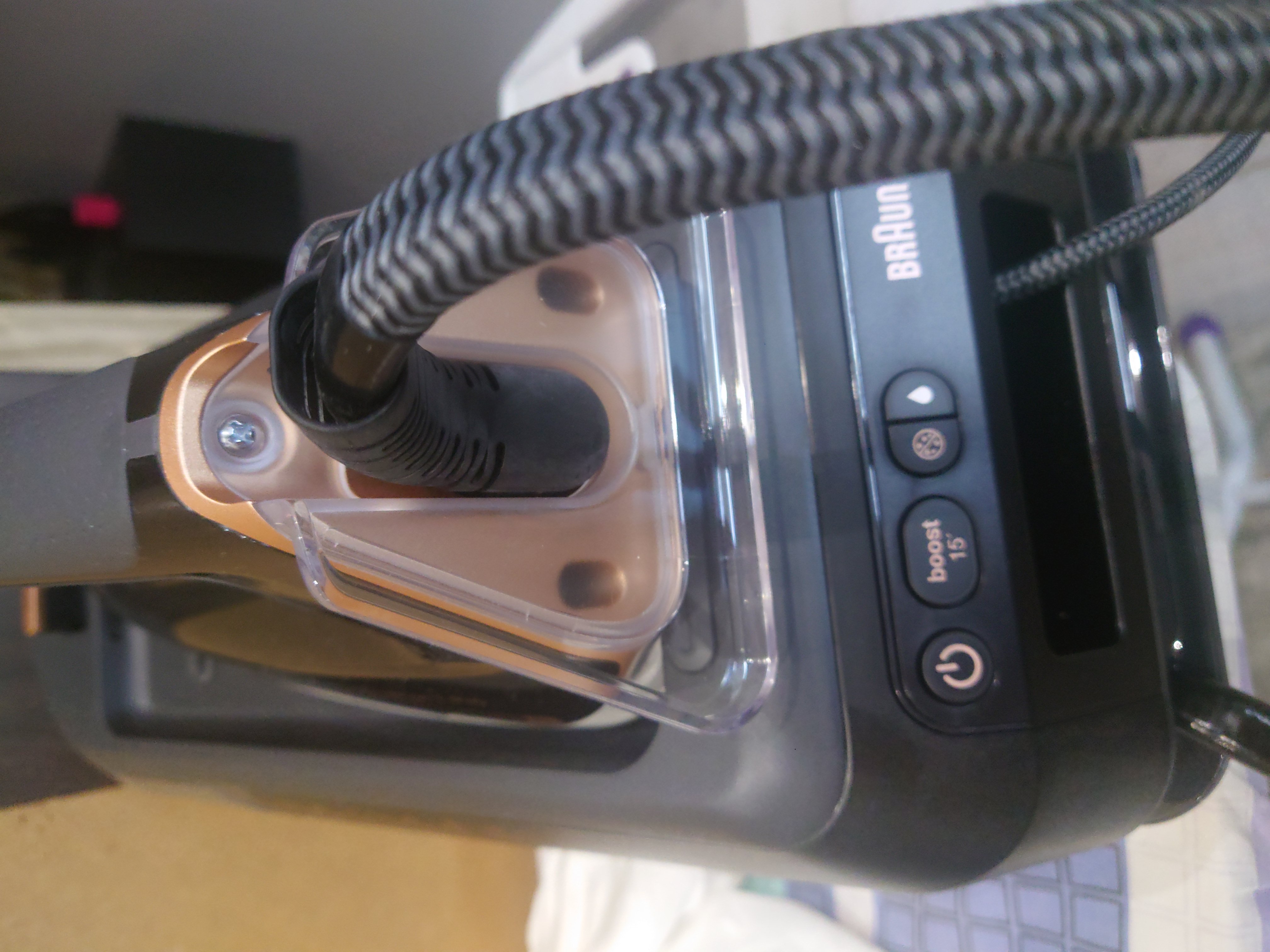 Парогенератор BRAUN IS7286BK CareStyle 7 Pro, гладильная система