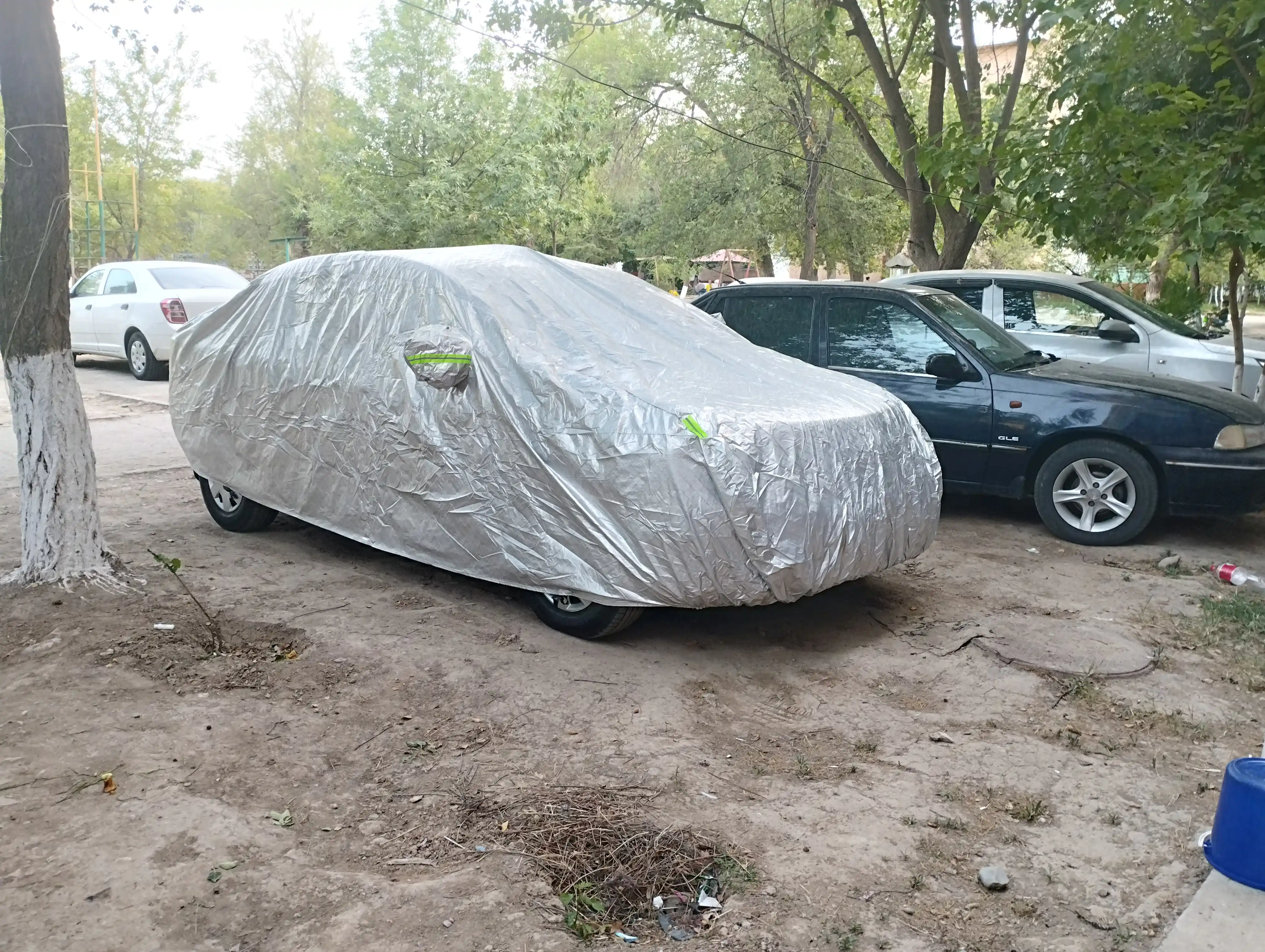 Тент-чехол для защиты автомобиля, с сумкой