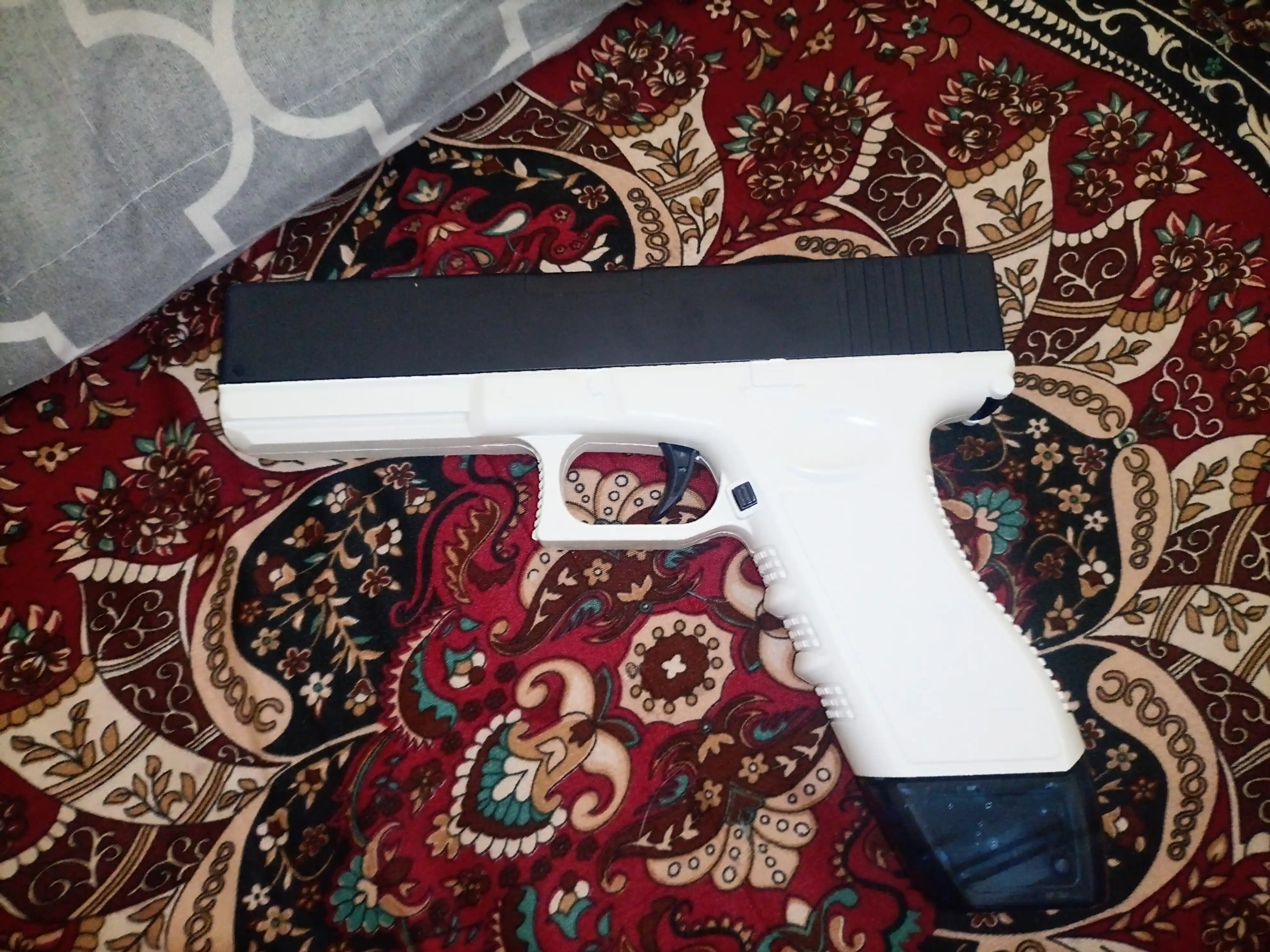 Водяной пистолет детский Glock water gun, на аккумуляторе