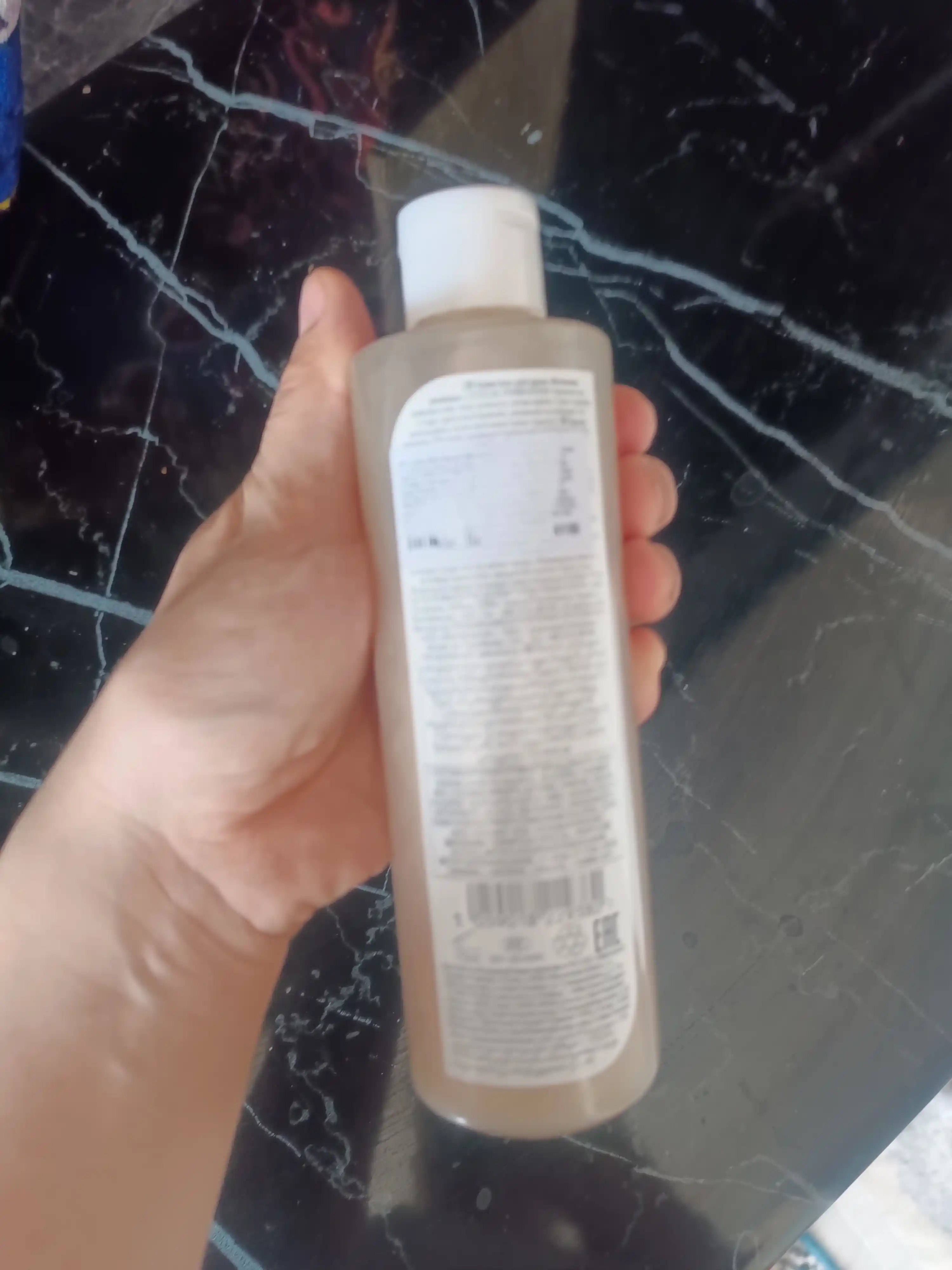 Dush uchun gel Avon Senses Haqiqiy hashamat, 250 ml