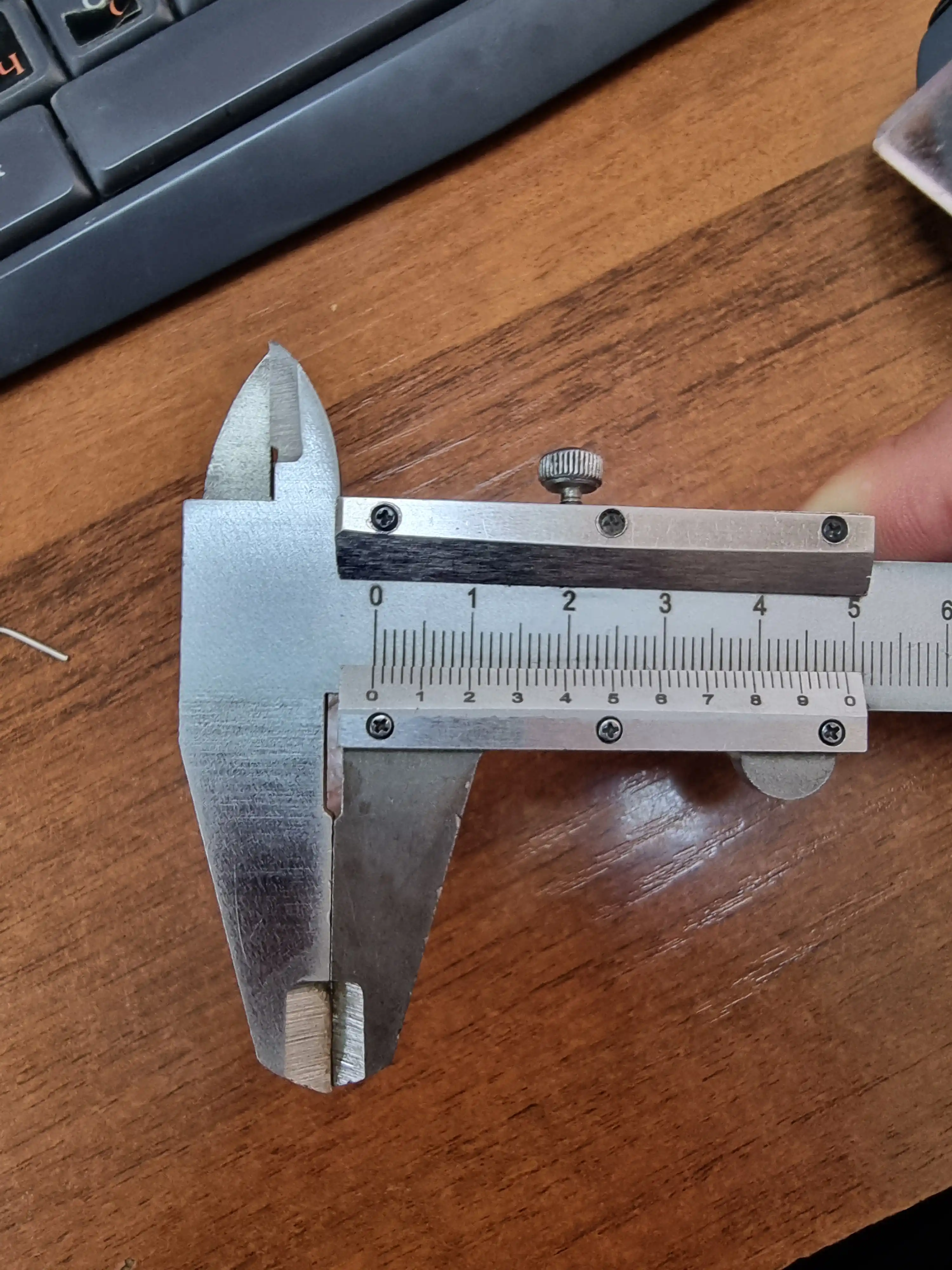 Mexanik shtangensirkul, 150 mm