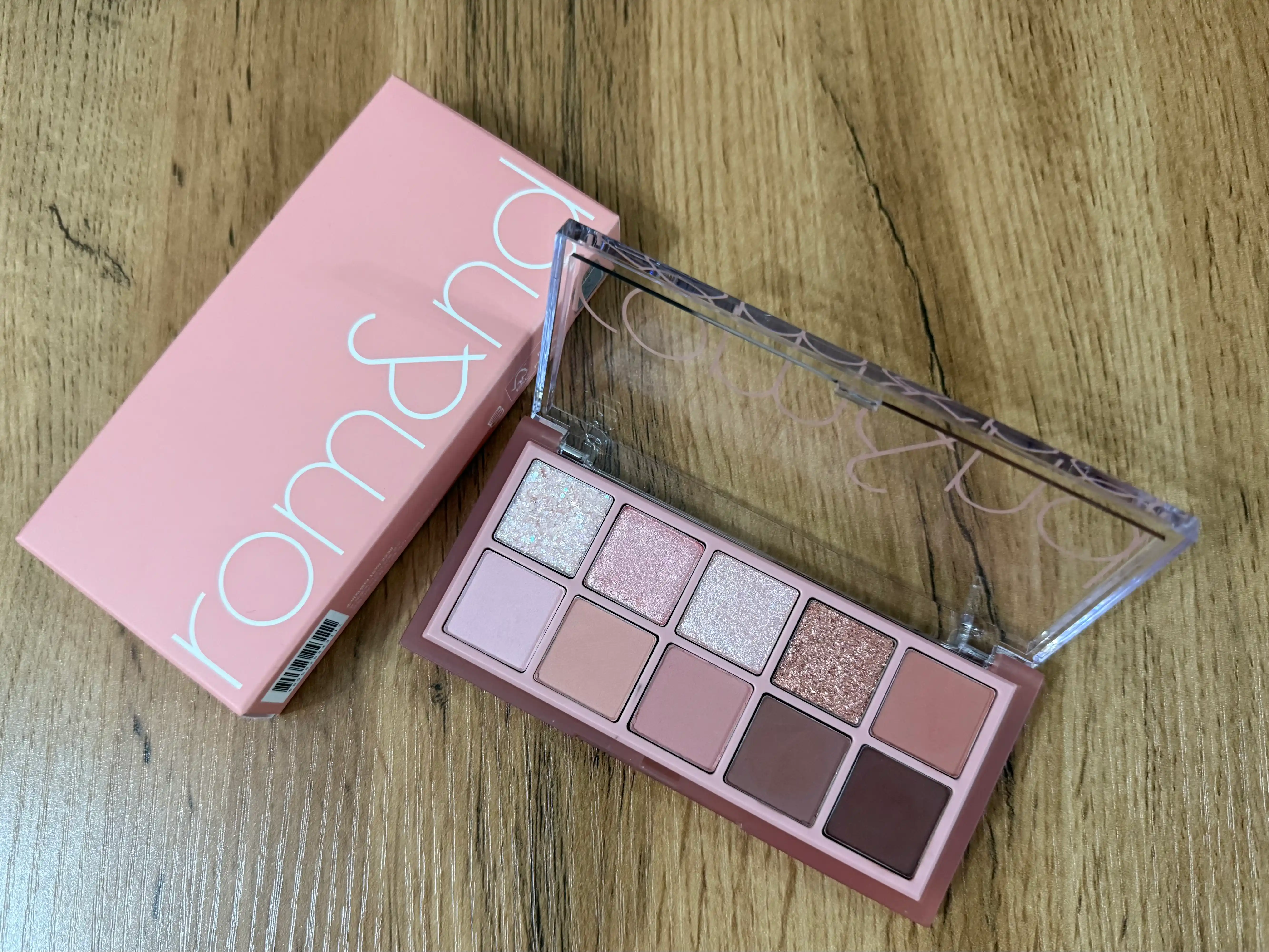 Большая палетка теней для век rom&nd Better Than Palette