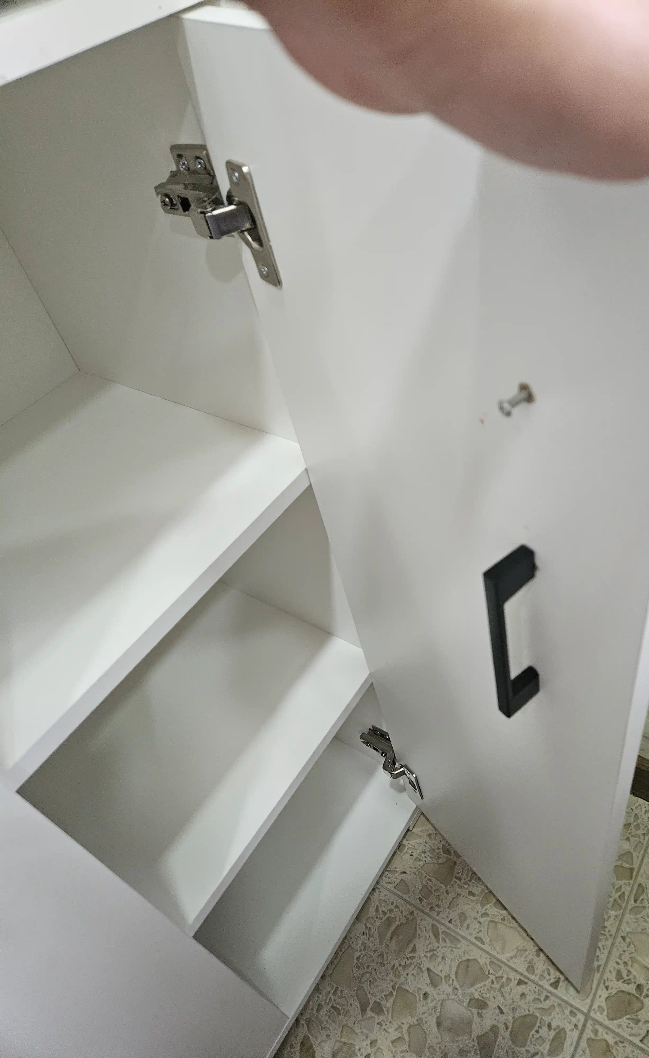 Universal tumba, yig'ilgan, 90 * 60 * 30 sm