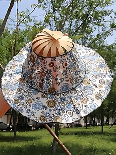 Голубой