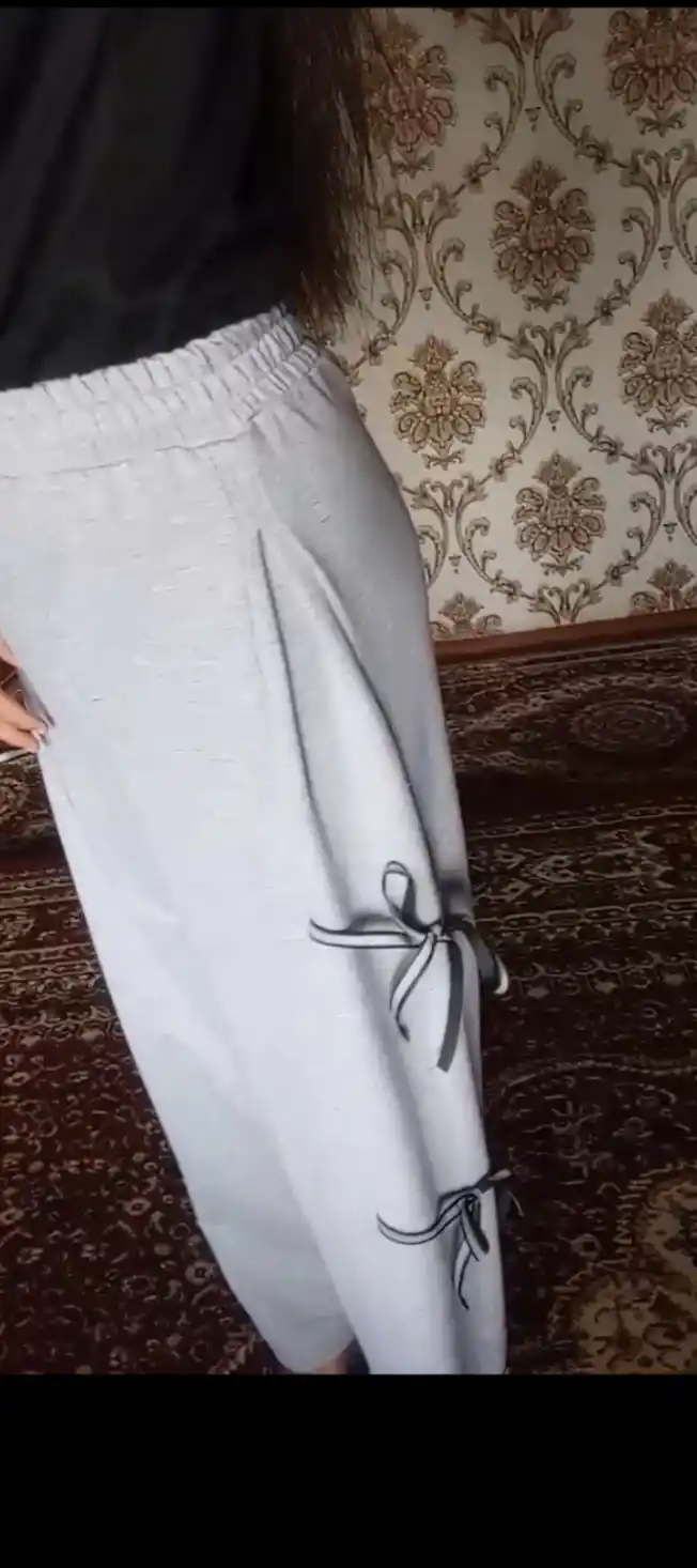 Uyda va ko'chaga kiyish uchun triko bant bilan