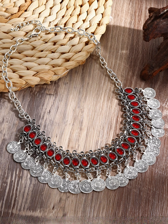 Ikki uslubdagi milliy taqinchoq - ham choker, ham deadema