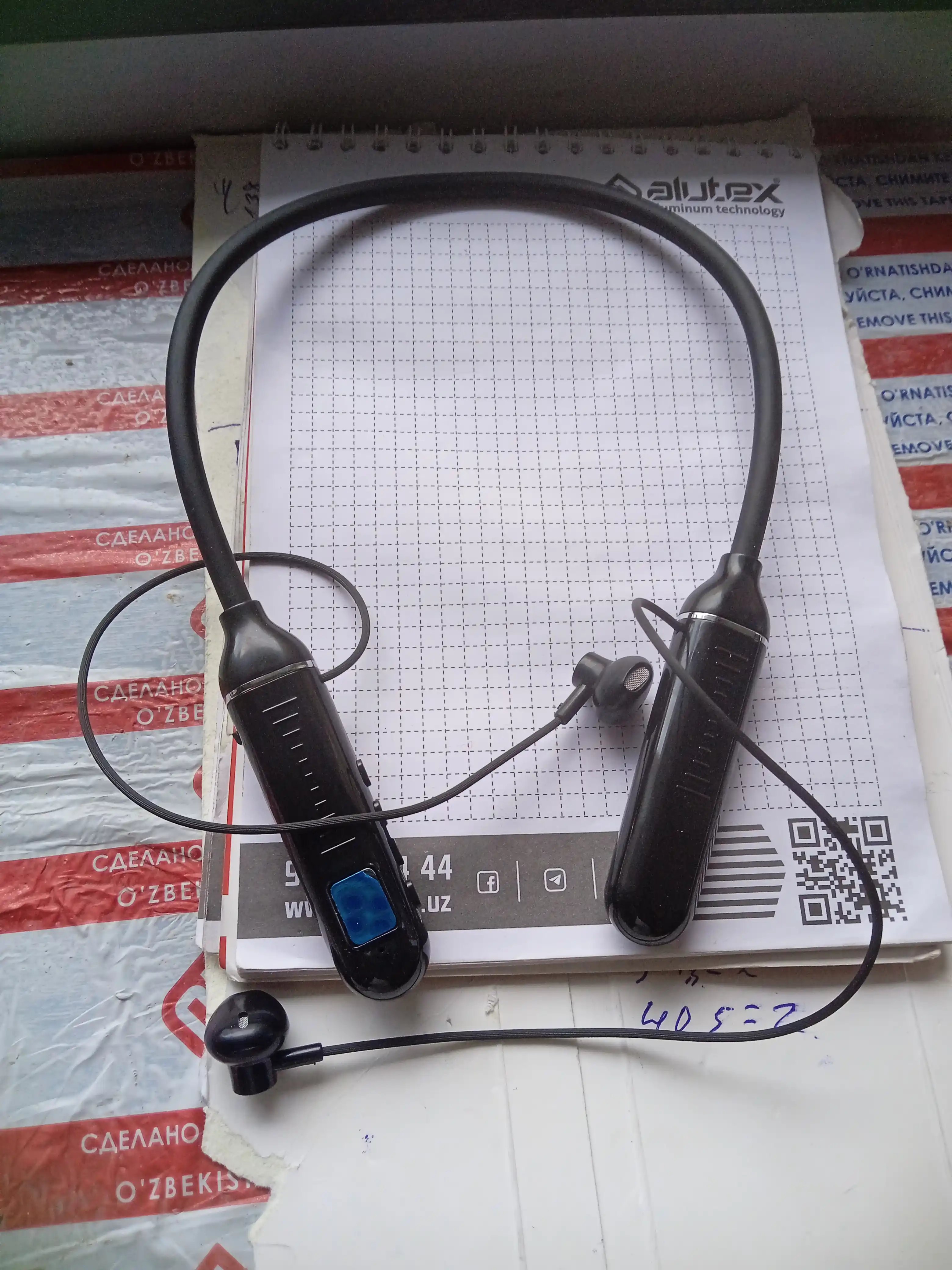 12D simsiz Bluetooth quloqchinlar, ichki kanalli, bo‘yin gardishi bilan