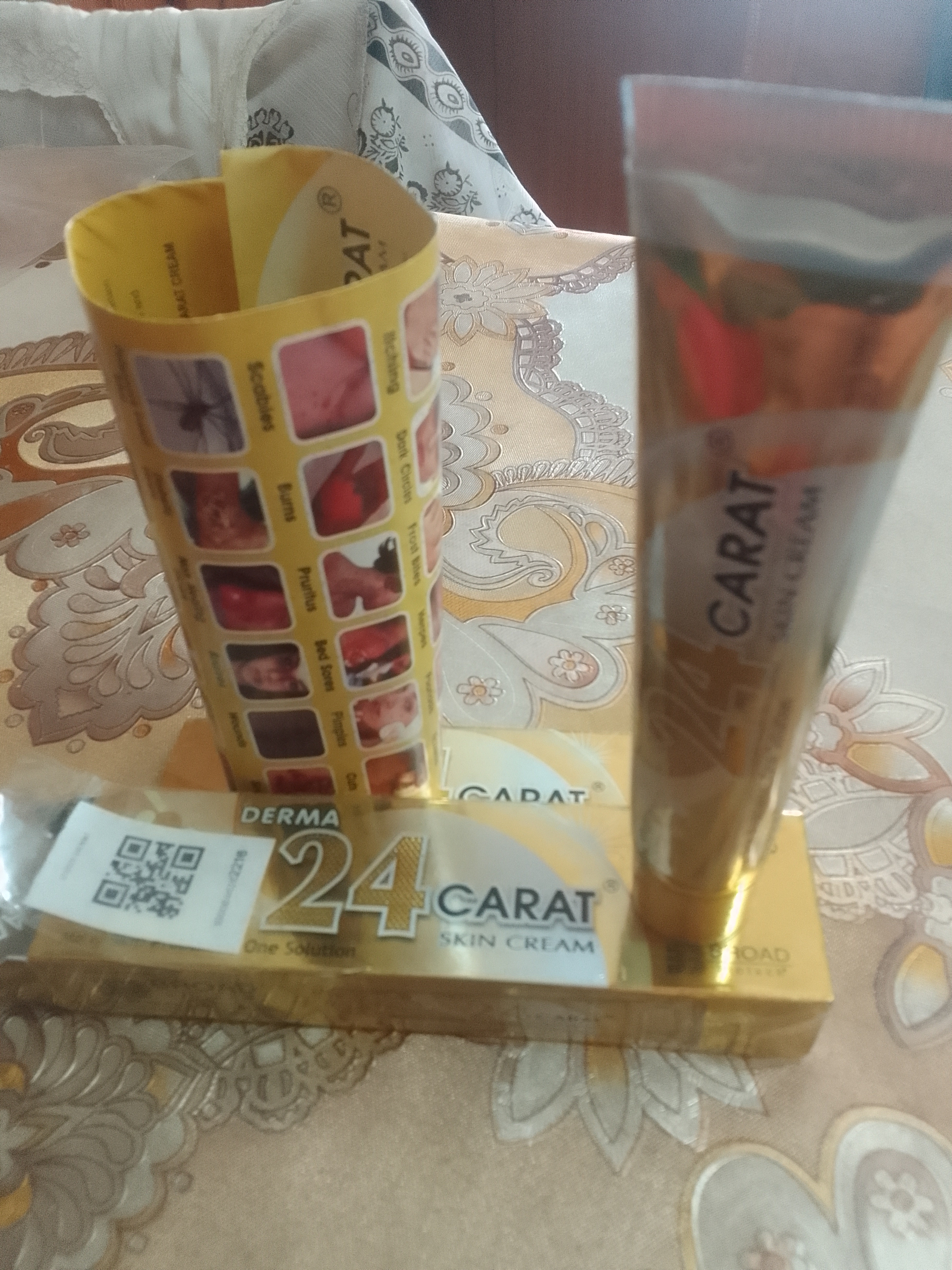 Крем Derma 24 Carat, для лица и тела, универсальный
