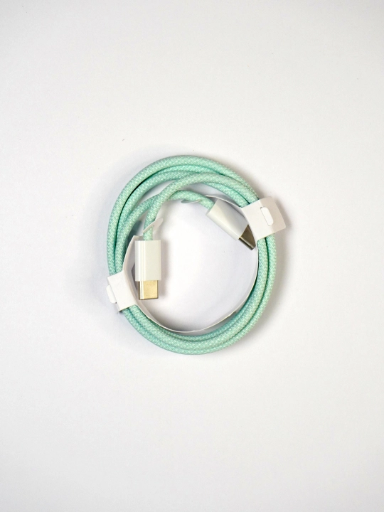 Apple iPhone 15 va Android uchun zaryadlash kabeli, o'ralgan,  Type-c kabeli, 60 W