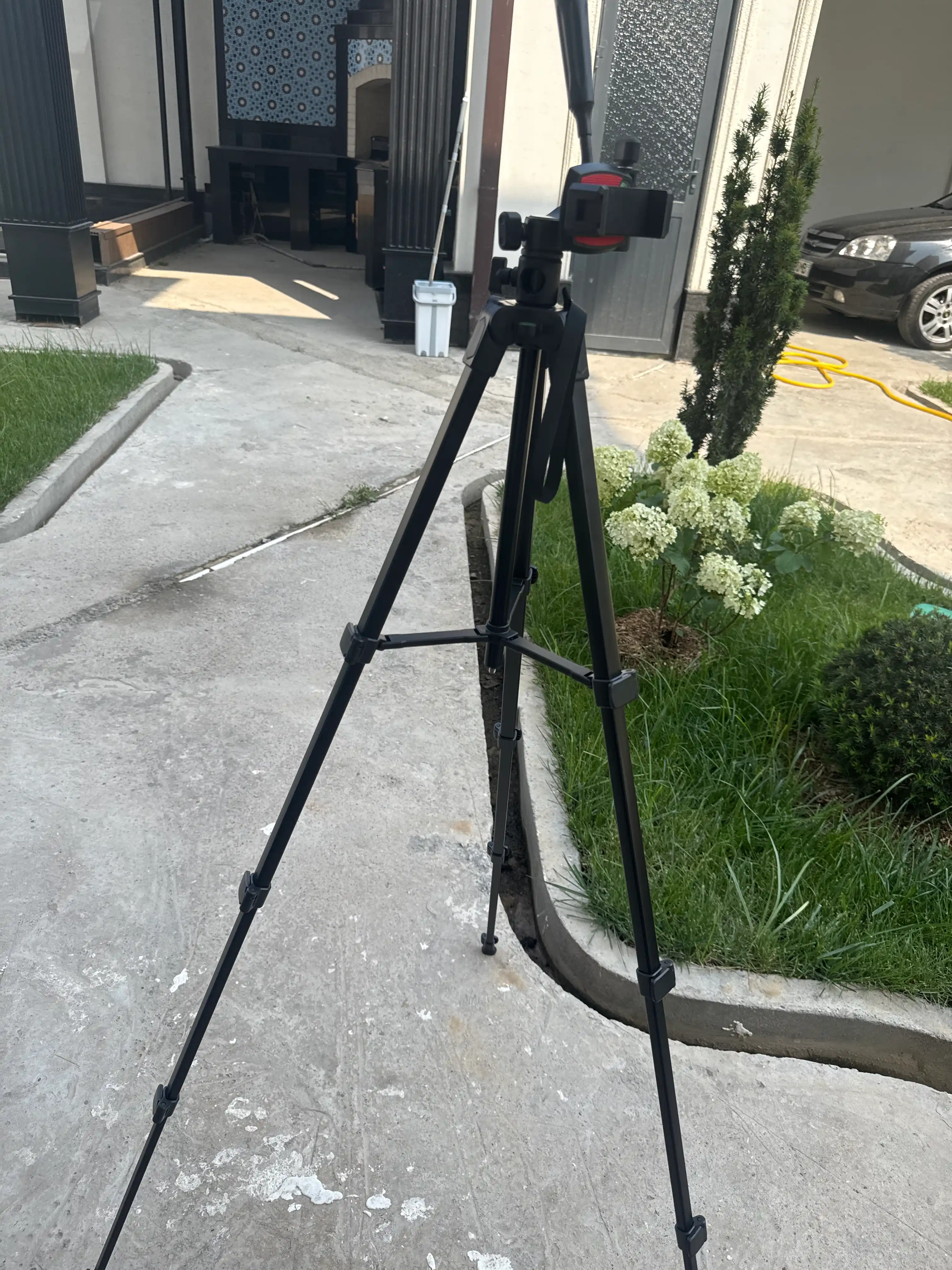 Штатив Jmary kp 2209 с держателем для телефона и фотоаппарата