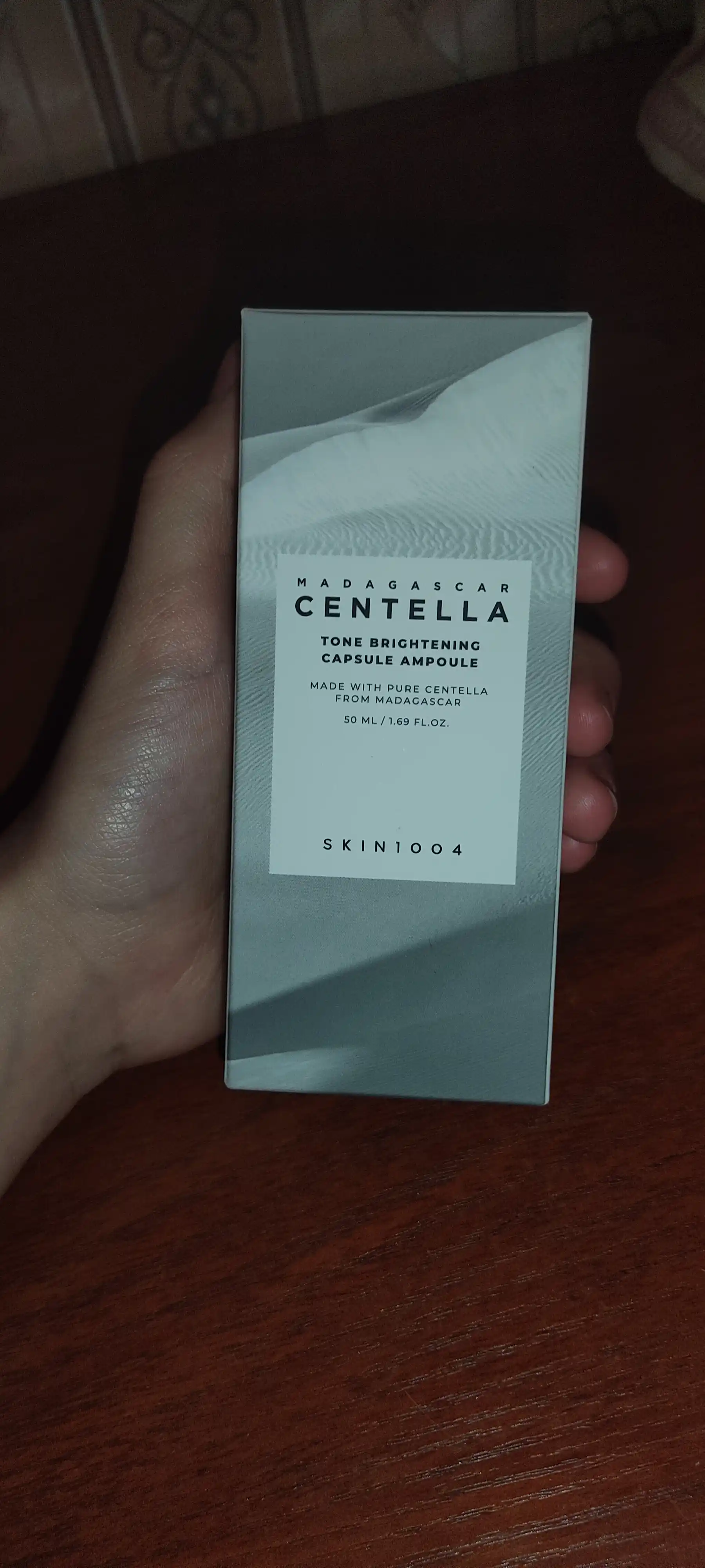 SKIN1004 Madagaskar Centella Tone Brightening Capsule Ampoule yorituvchi zardob, 50 ml