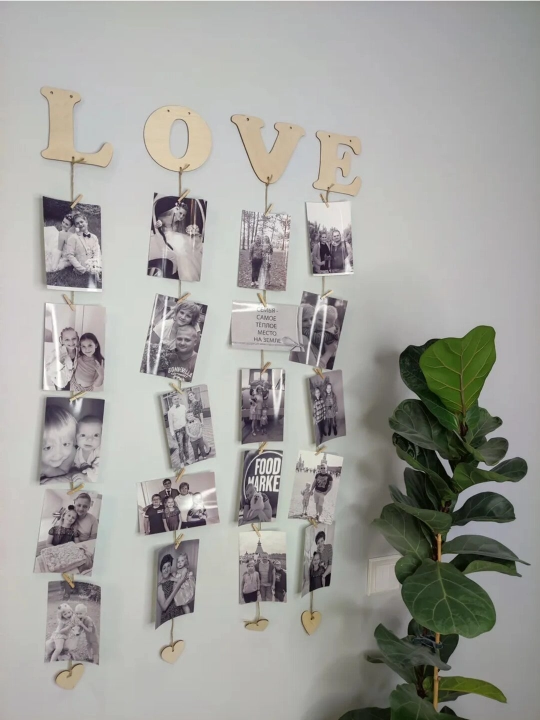 Moodboard LED chiroq bilan, foto panel qisqichli, yog‘och surat ushlagich yoritgich bilan