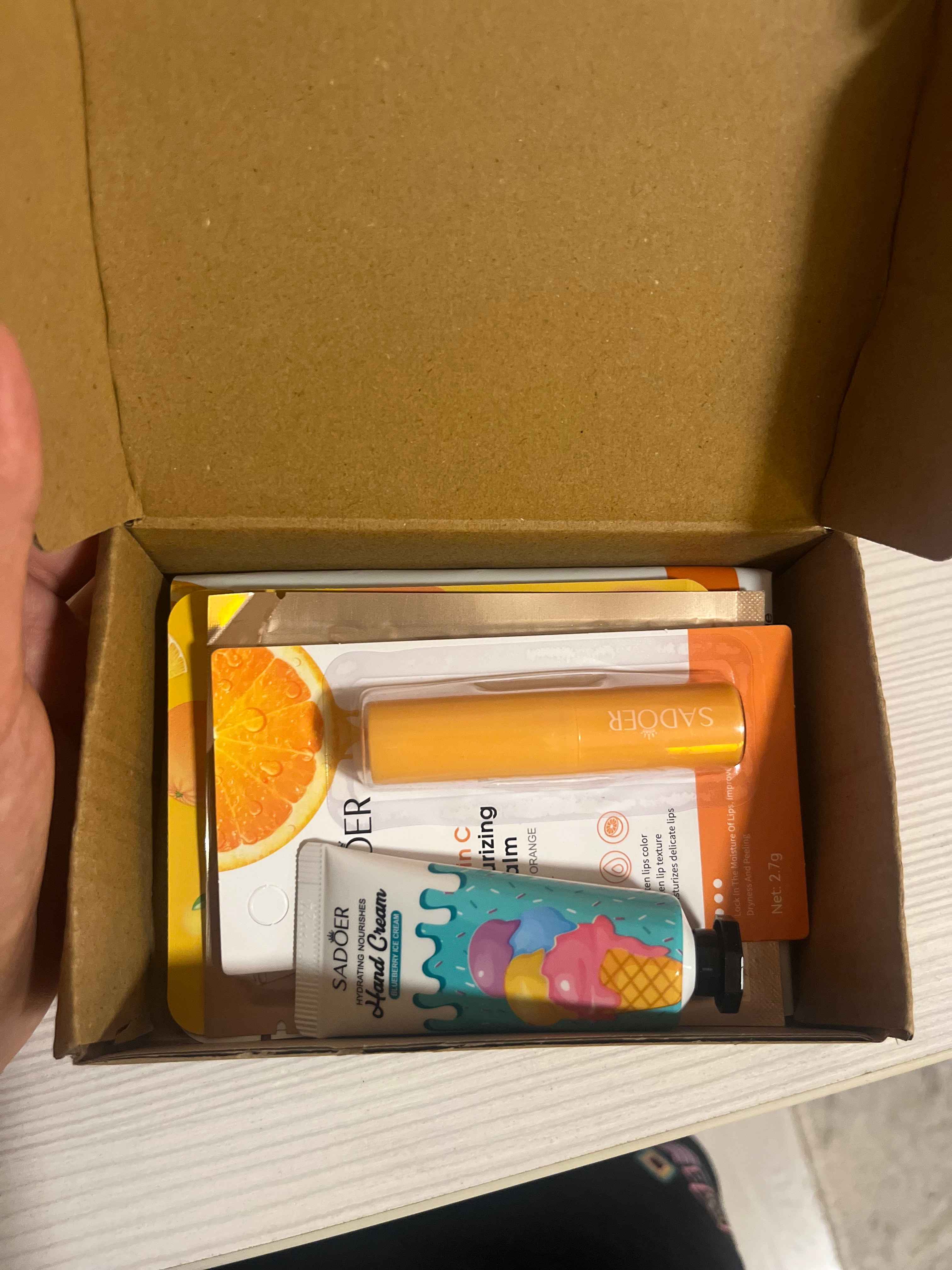 Beauty Box sovgʻa kosmetika toʻplami, yuz va tanaga parvarish