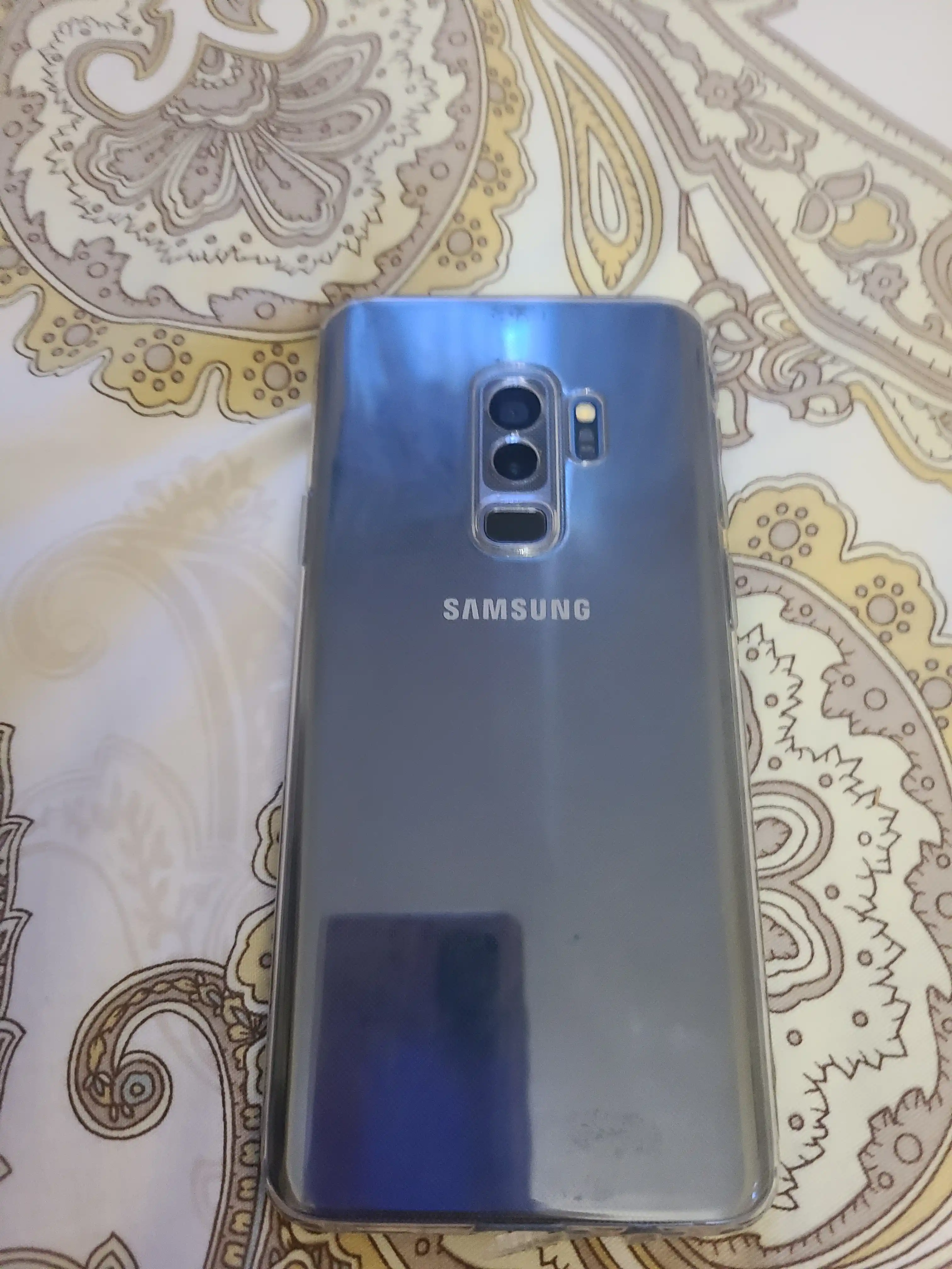 Samsung Galaxy S 23/22/21/20/10/9/8 Plus, Ultra uchun shaffof g'ilof