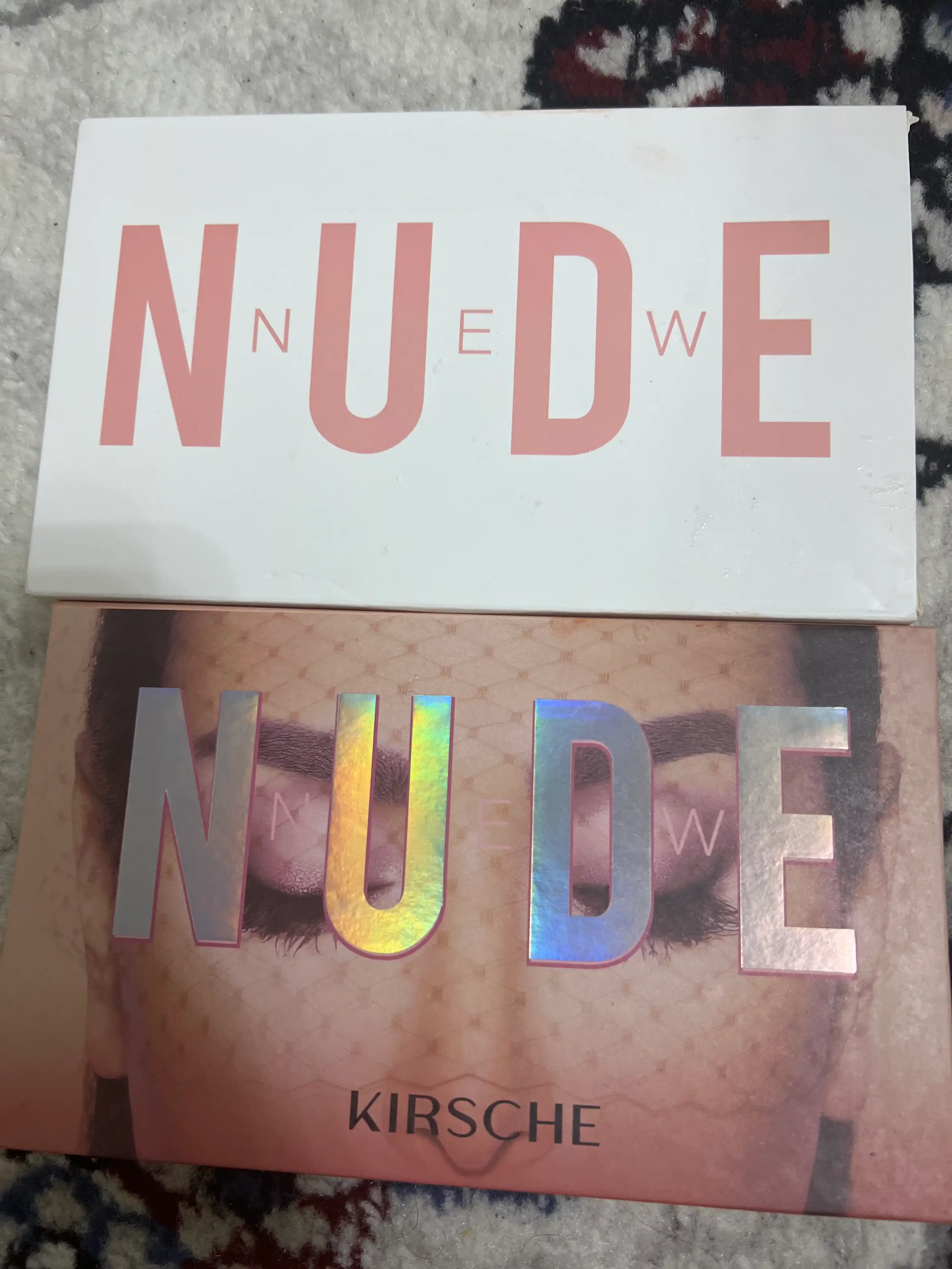 Тени для век Huda Beauty NUDE, 18 разных цветов