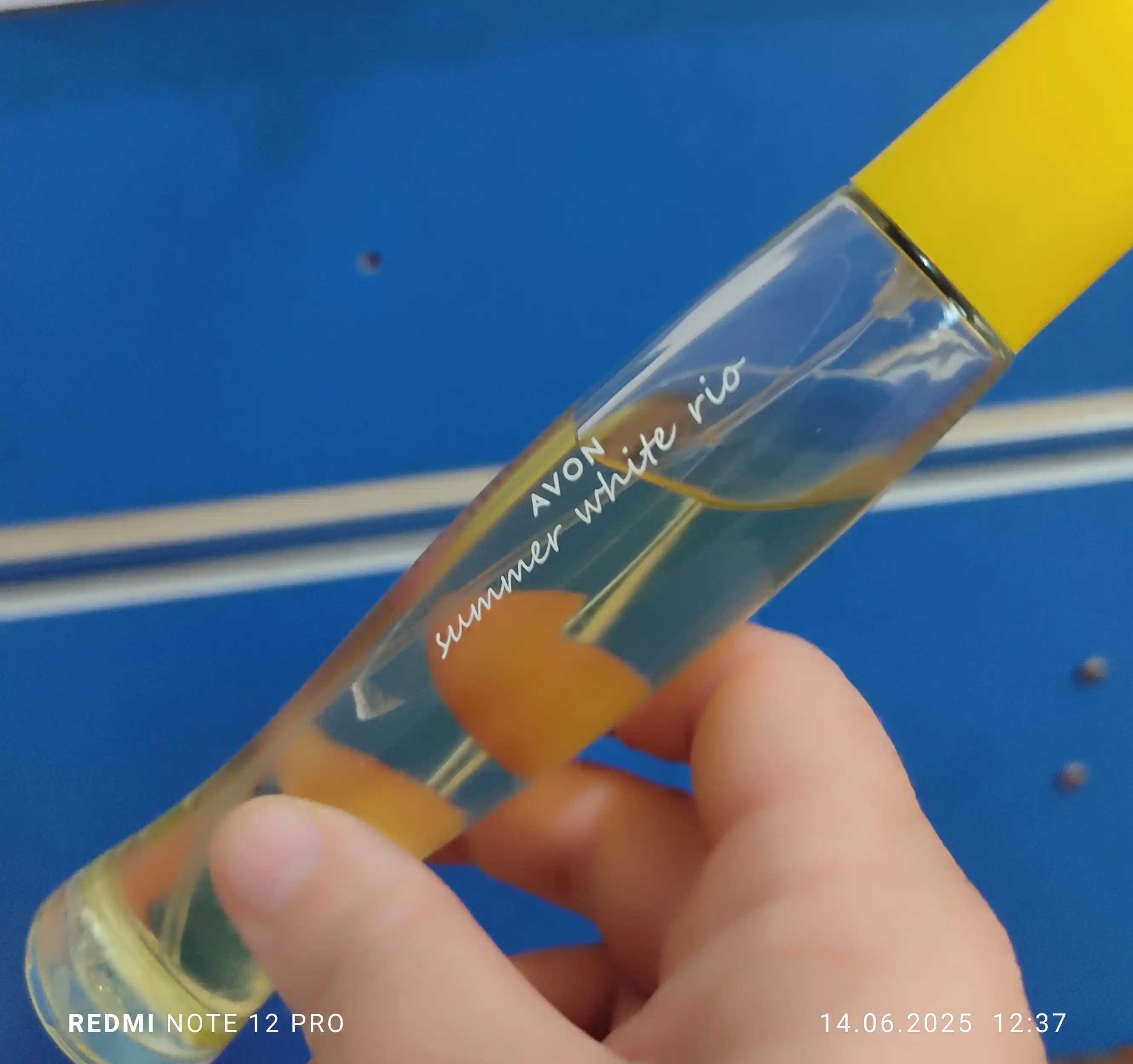 Xushoylangan suvi Avon Summer White Rio ayollar uchun, 50 ml