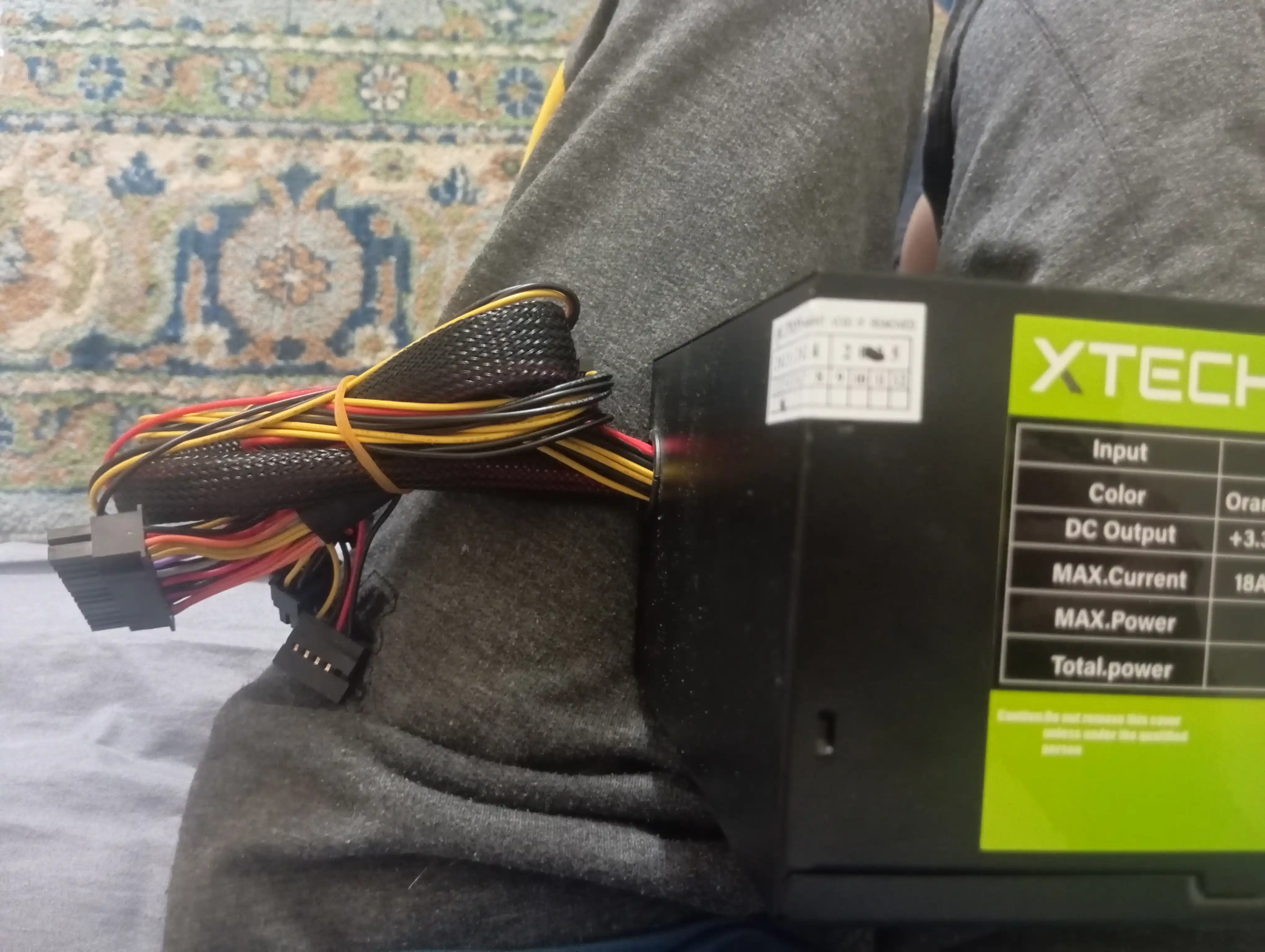 Блок питания XTECH 550 W, кабель питания в подарок