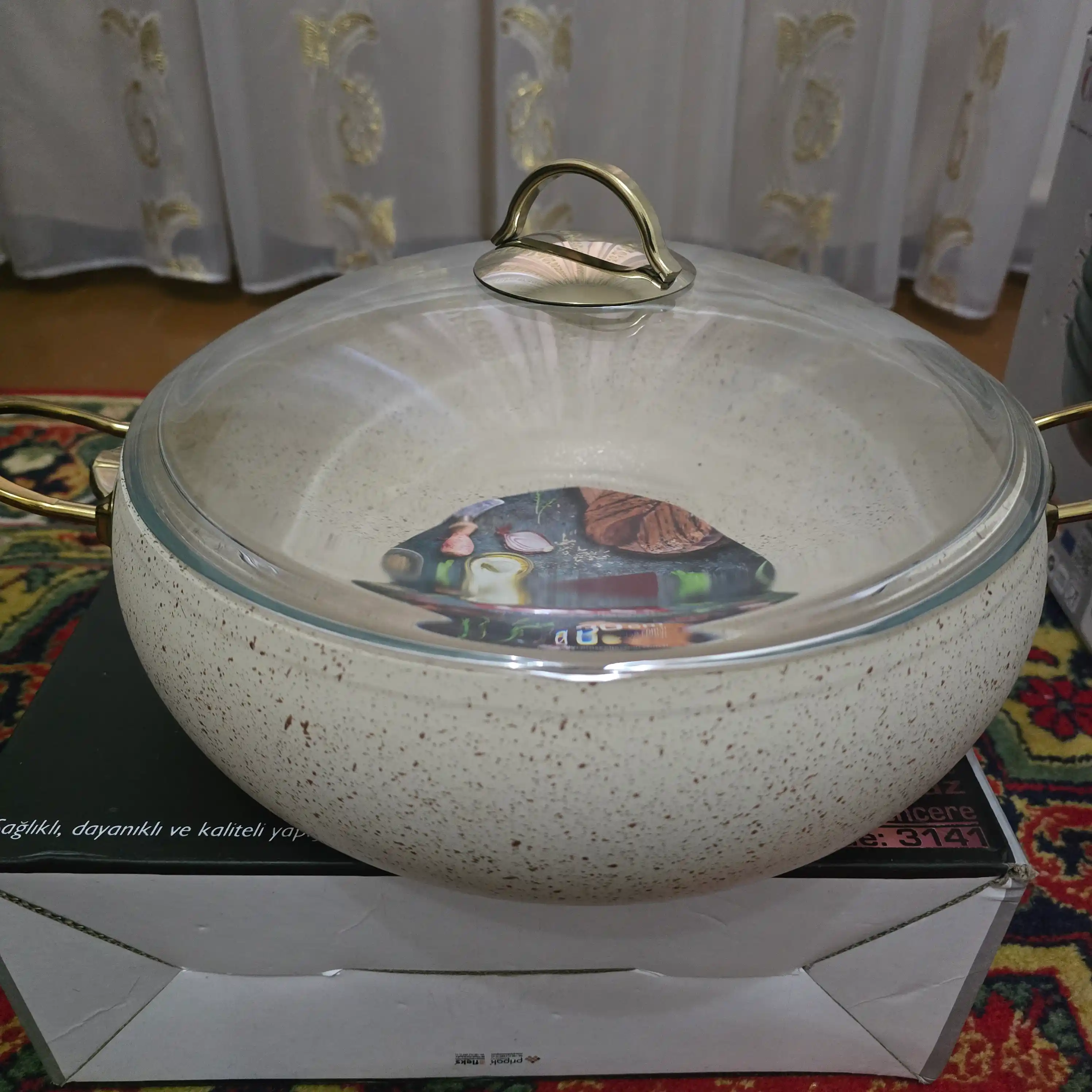 Кастрюля O.M.S Granit антипригарная, с крышкой 3141