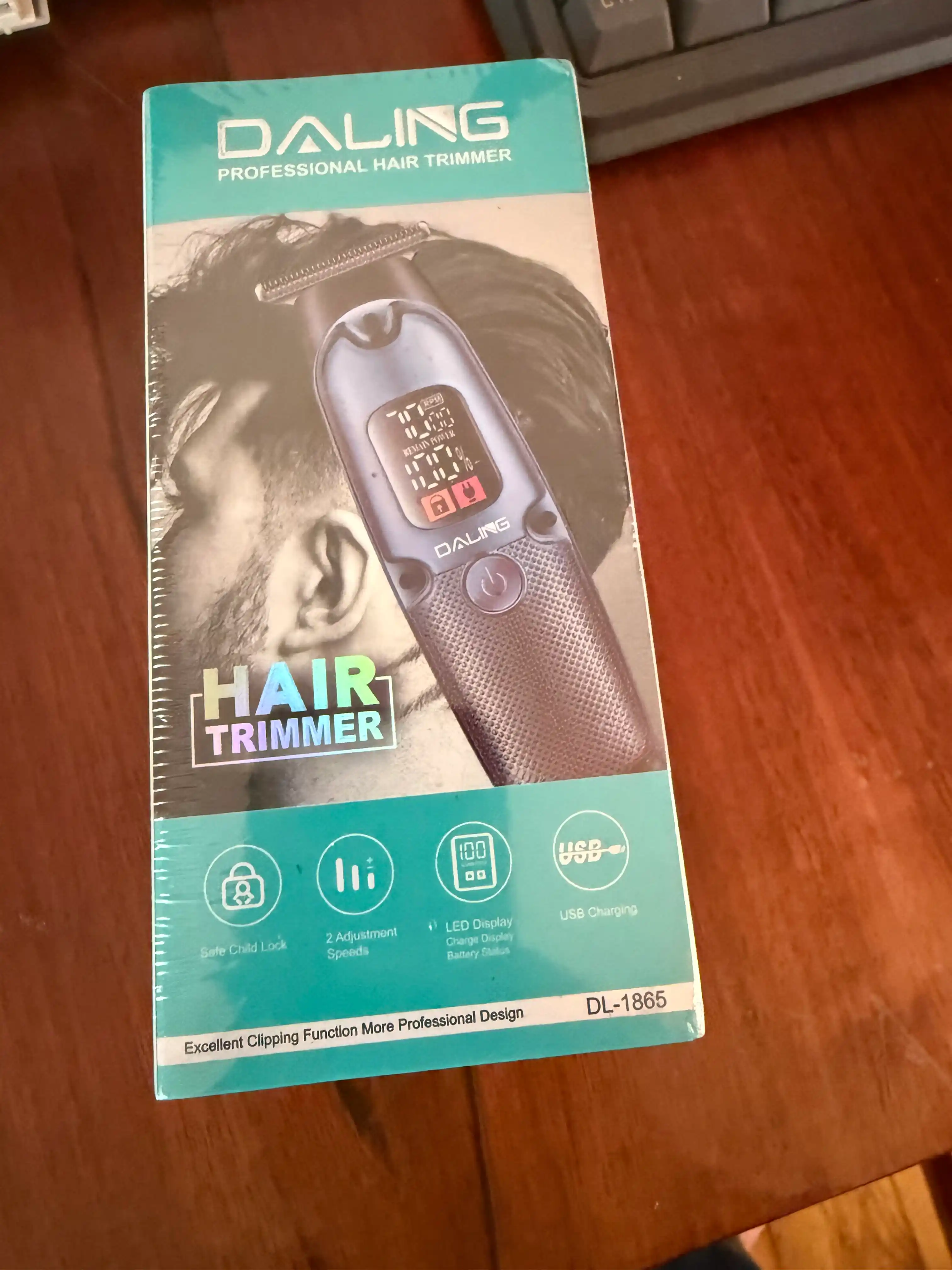 Professional simsiz soch va soqol olish kesish mashinkasi trimmer Daling, LCD displeyli