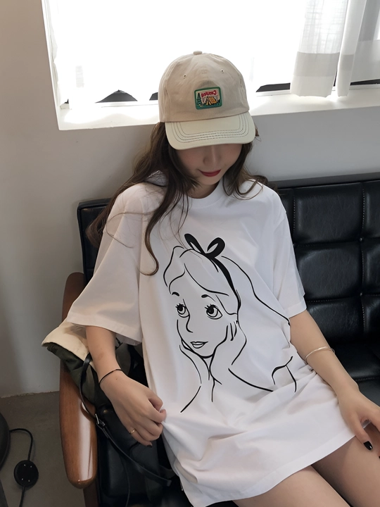 Женская футболка oversize – стильная футболка для женщин
