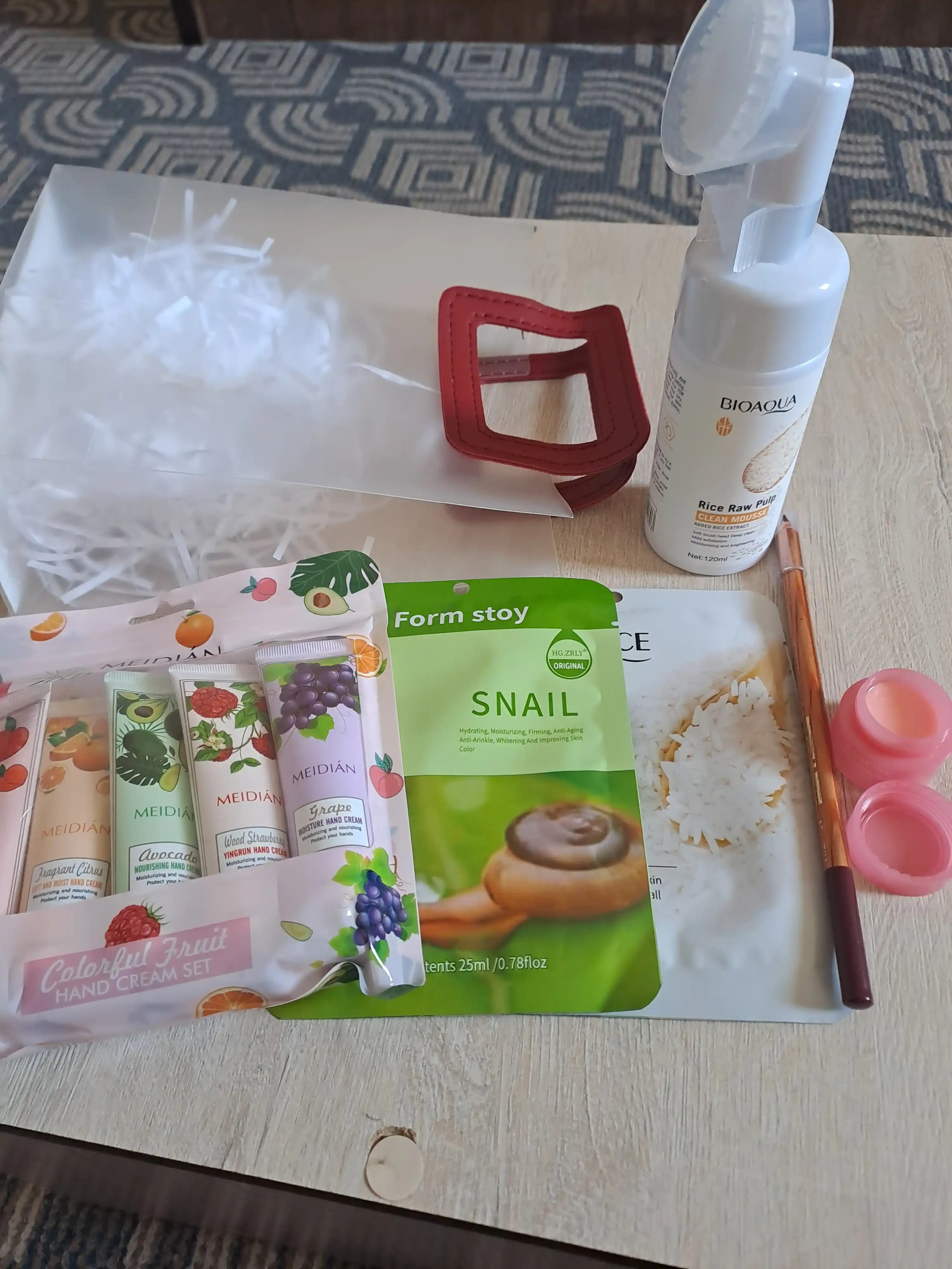 Косметика, подарок девушке, уход за лицом и телом, Beauty Box, 10 в 1