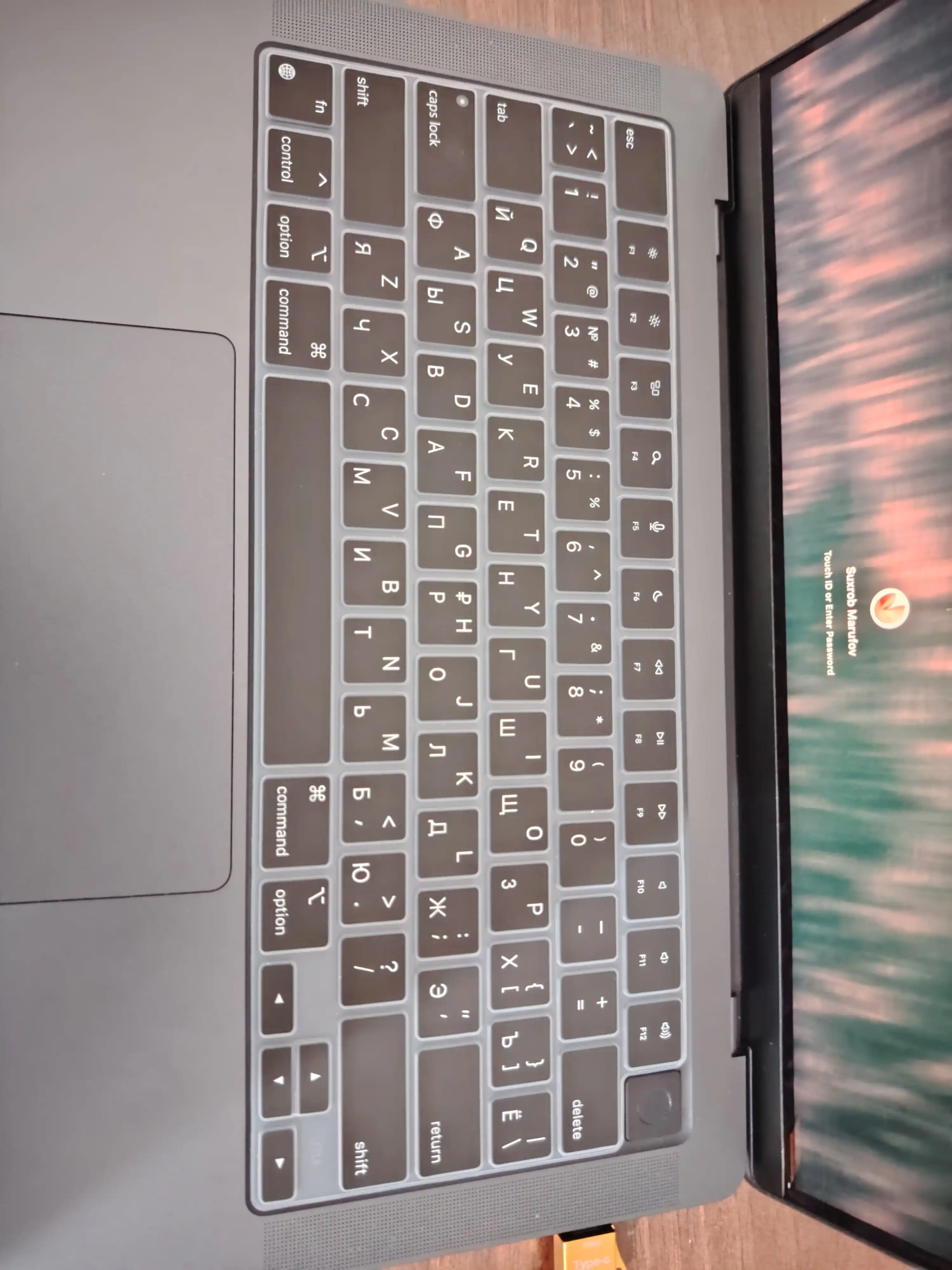 Пленка/наклейка на клавиатуру с русской раскладкой для Macbook Air/Pro/13.3/13.6/M1/M2