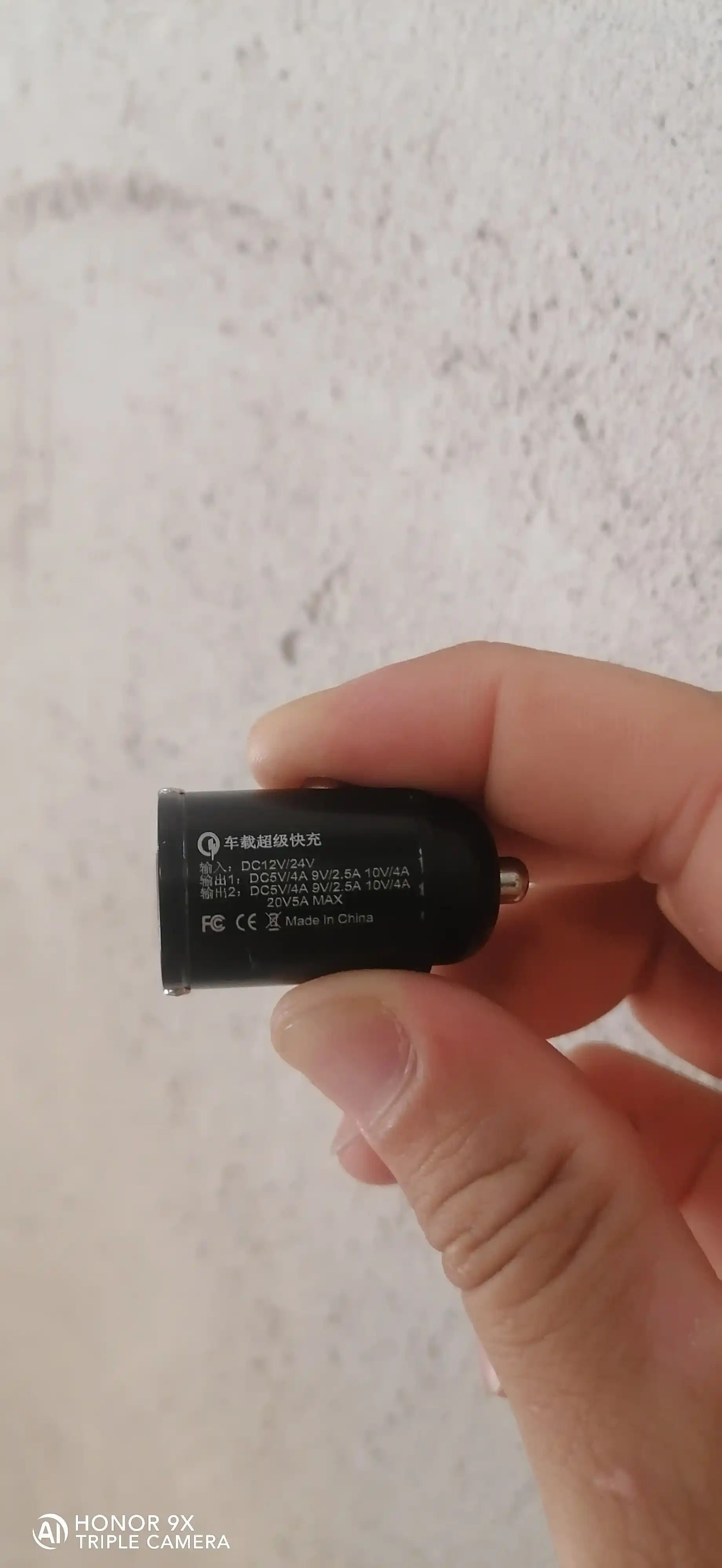 Avtomobil zaryadlovchi, USB-A + Type C