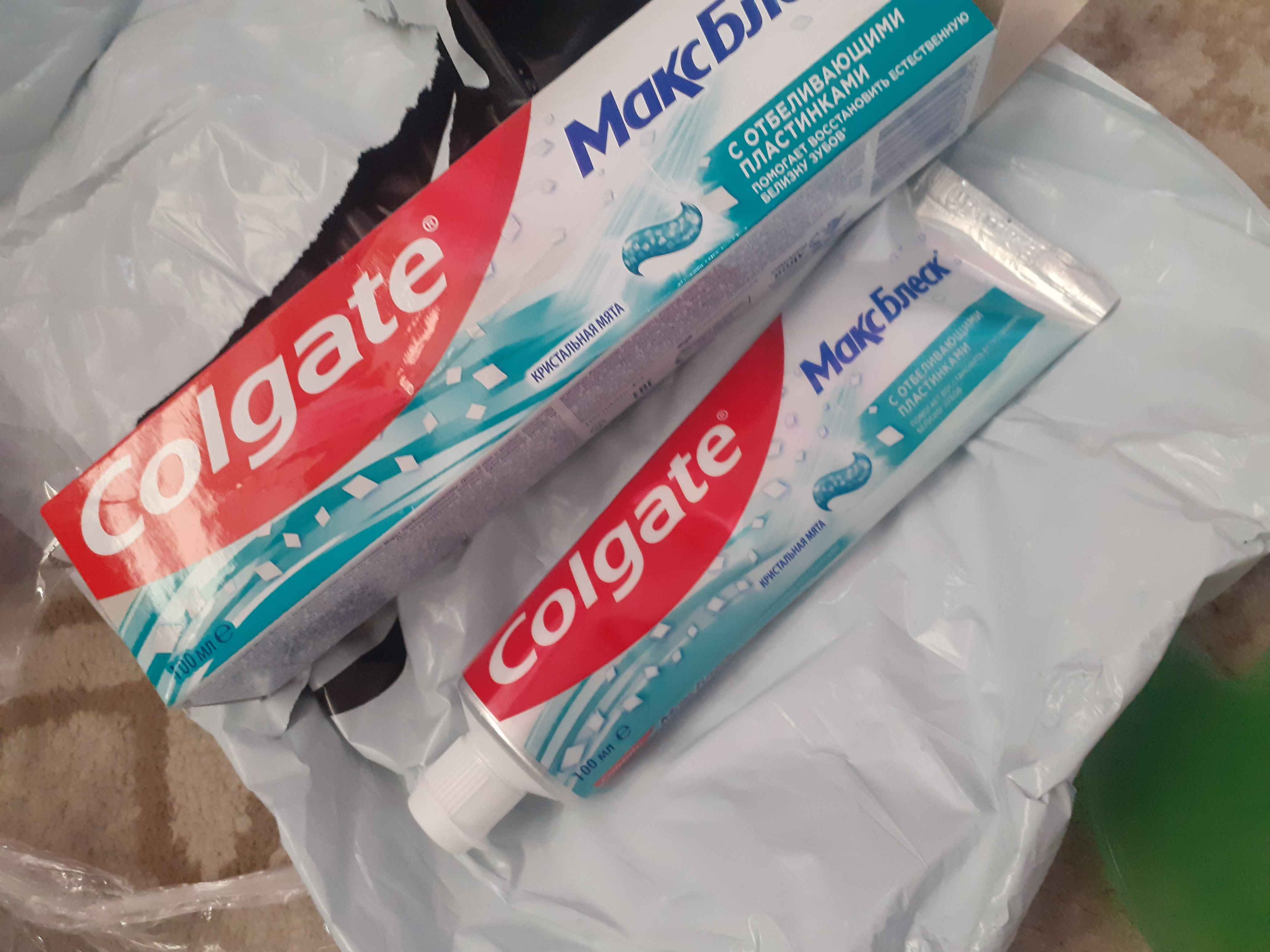 Зубная паста Colgate MAX White, Crystal Mint, 100 мл